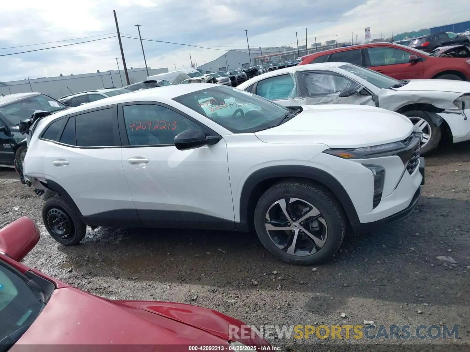 13 Photograph of a damaged car KL77LGE29RC183223 CHEVROLET TRAX 2024