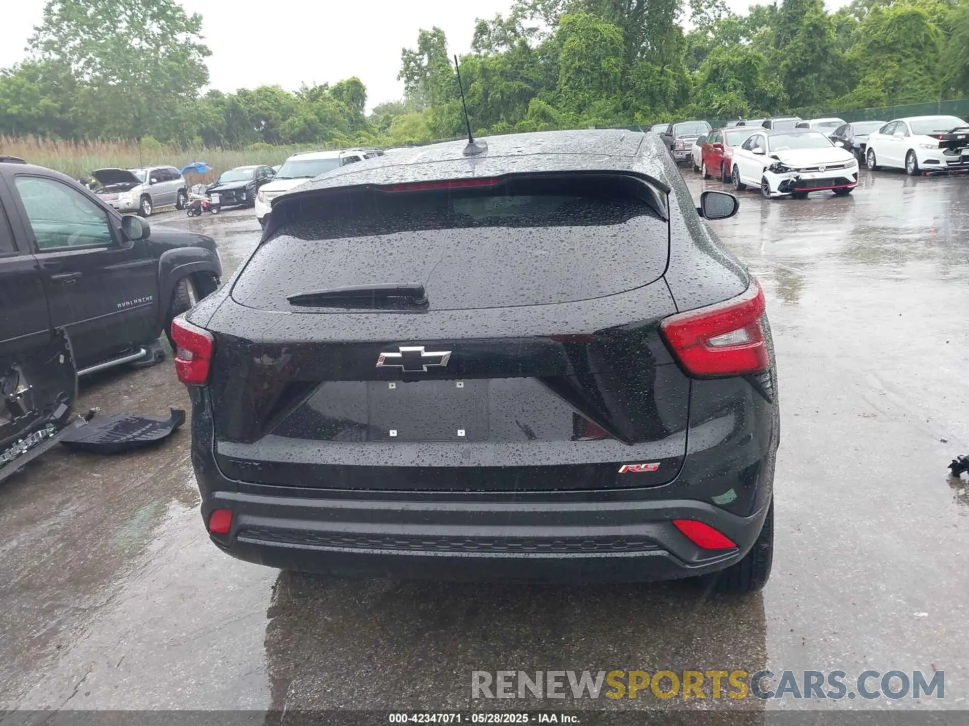 16 Photograph of a damaged car KL77LGE29RC185246 CHEVROLET TRAX 2024