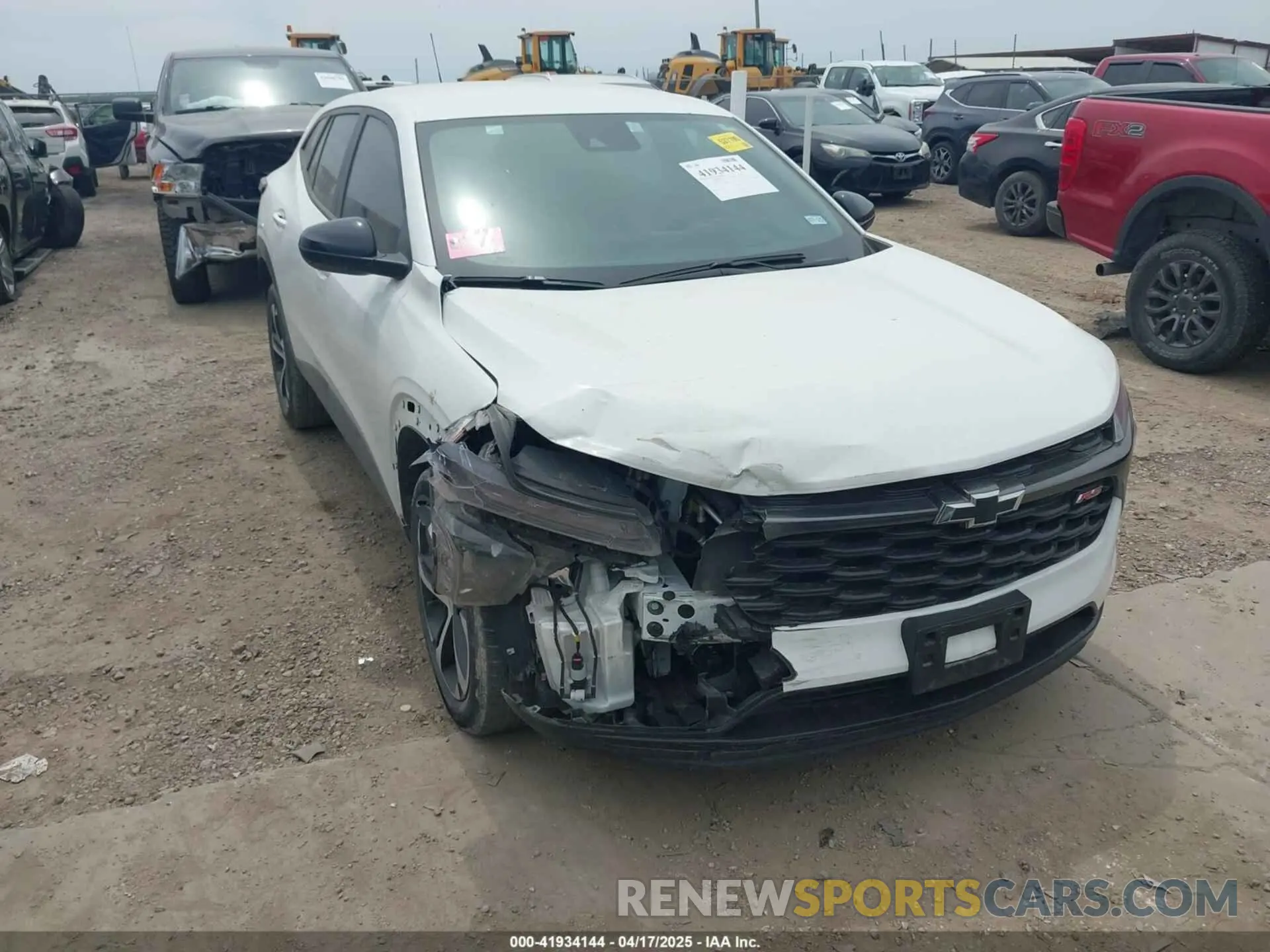1 Фотография поврежденного автомобиля KL77LGE2XRC048722 CHEVROLET TRAX 2024