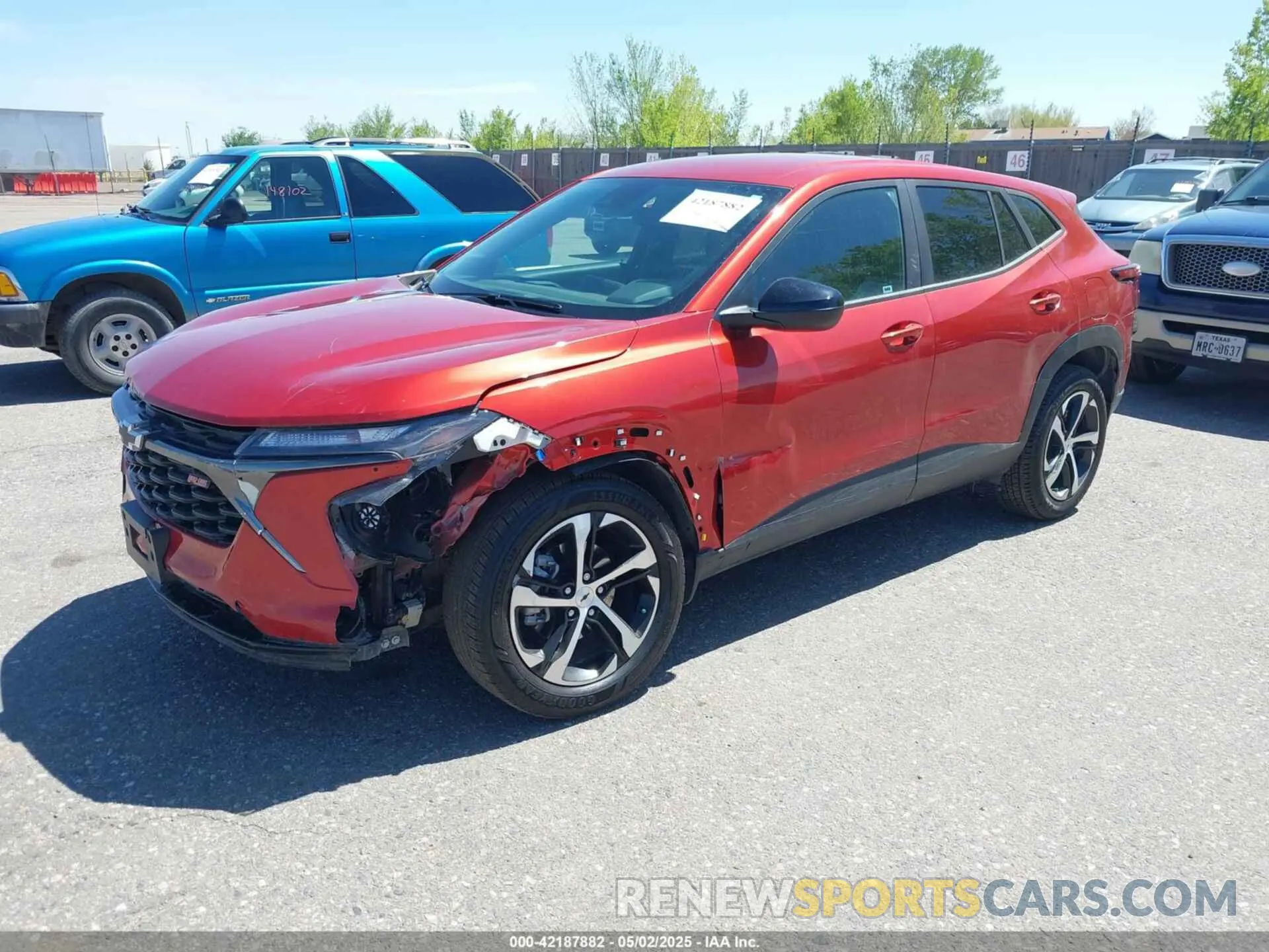 2 Photograph of a damaged car KL77LGE2XRC117439 CHEVROLET TRAX 2024