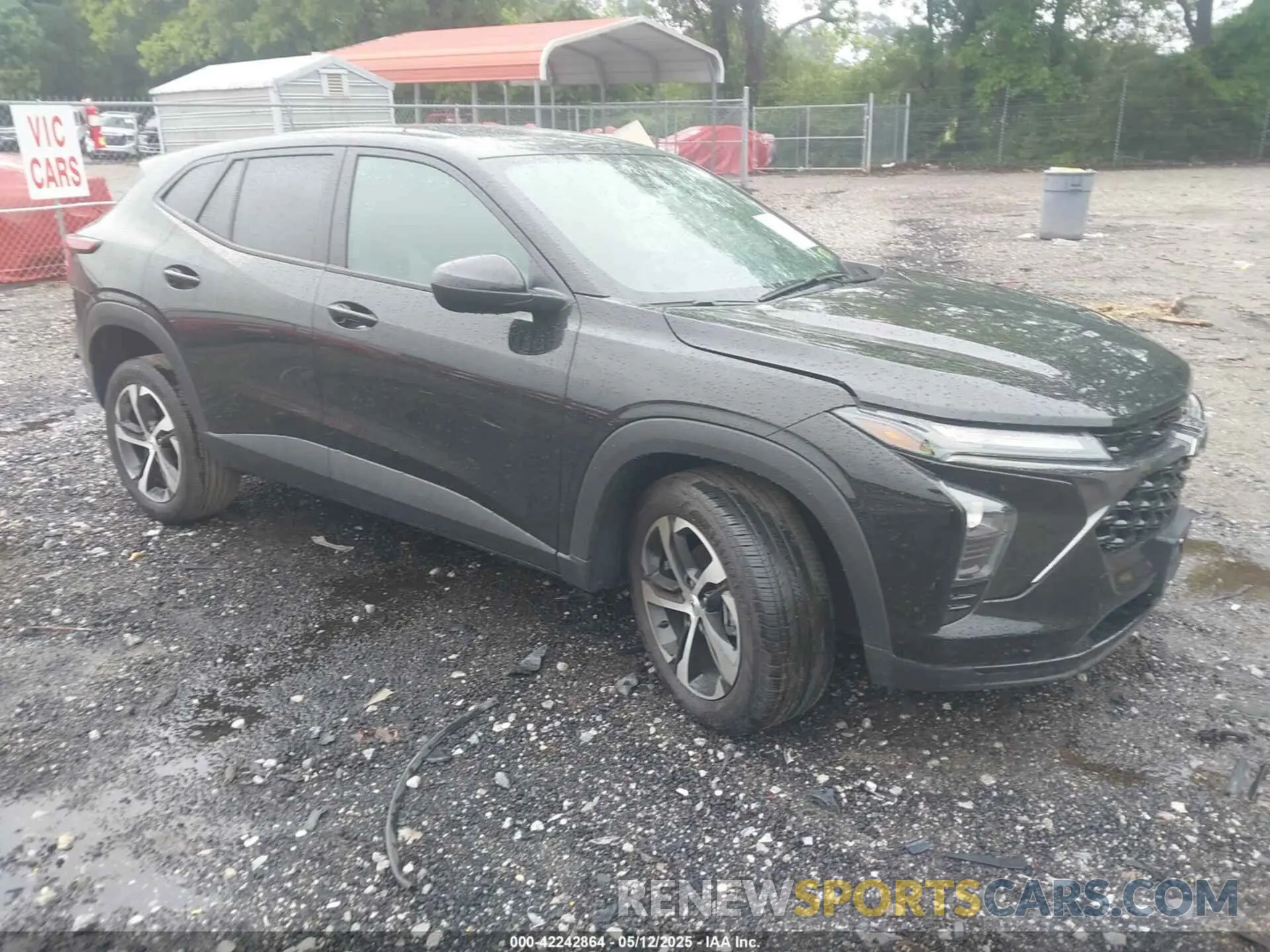 1 Photograph of a damaged car KL77LGE2XRC151042 CHEVROLET TRAX 2024
