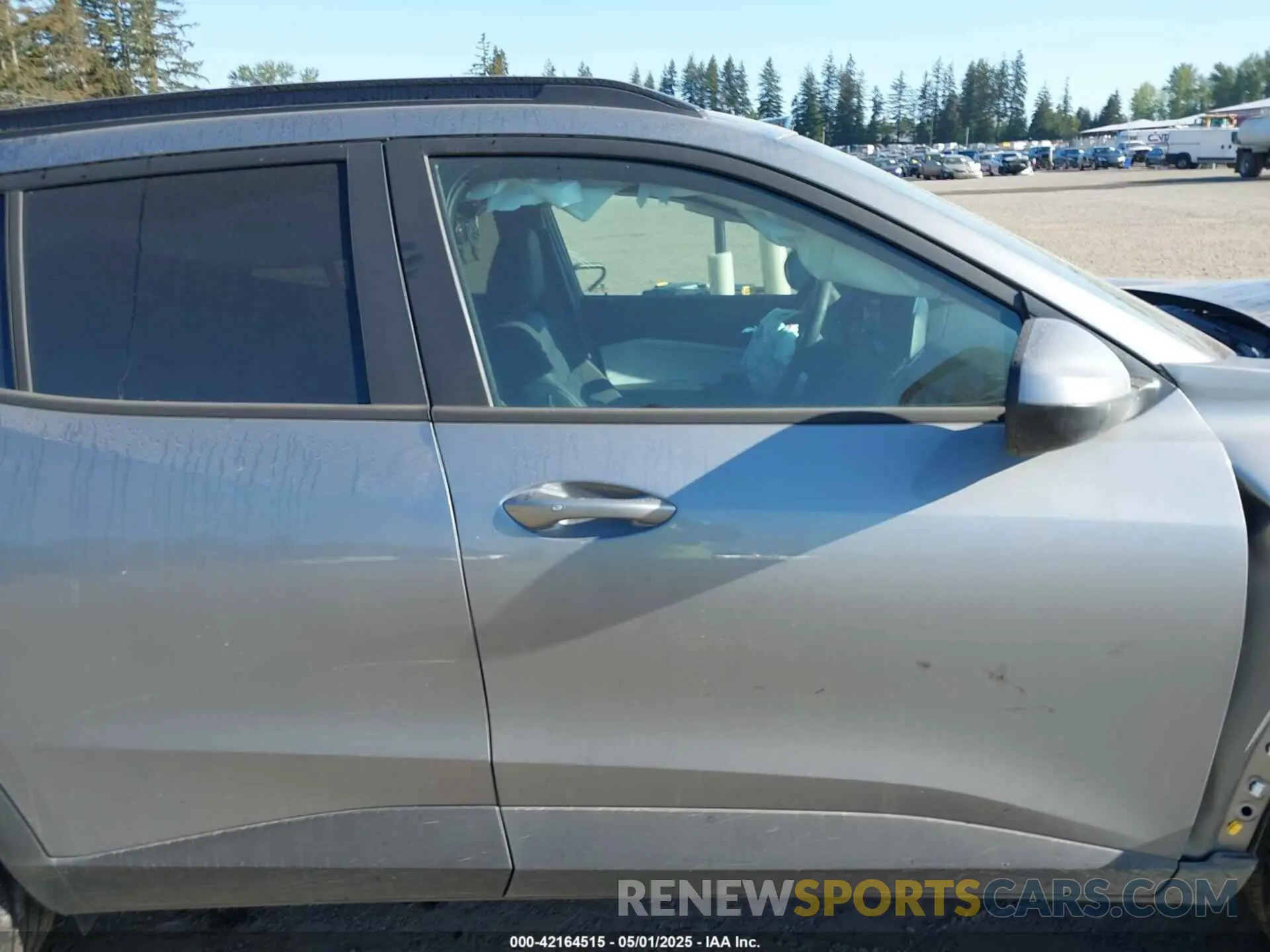 14 Photograph of a damaged car KL77LHE20RC243606 CHEVROLET TRAX 2024