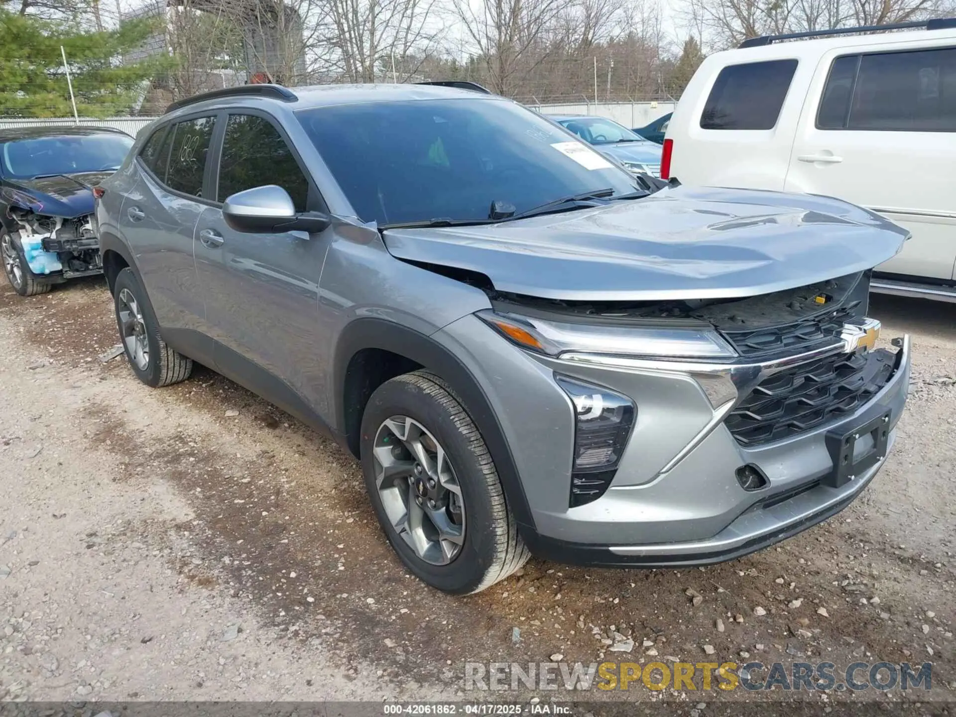 1 Фотография поврежденного автомобиля KL77LHE21RC028381 CHEVROLET TRAX 2024
