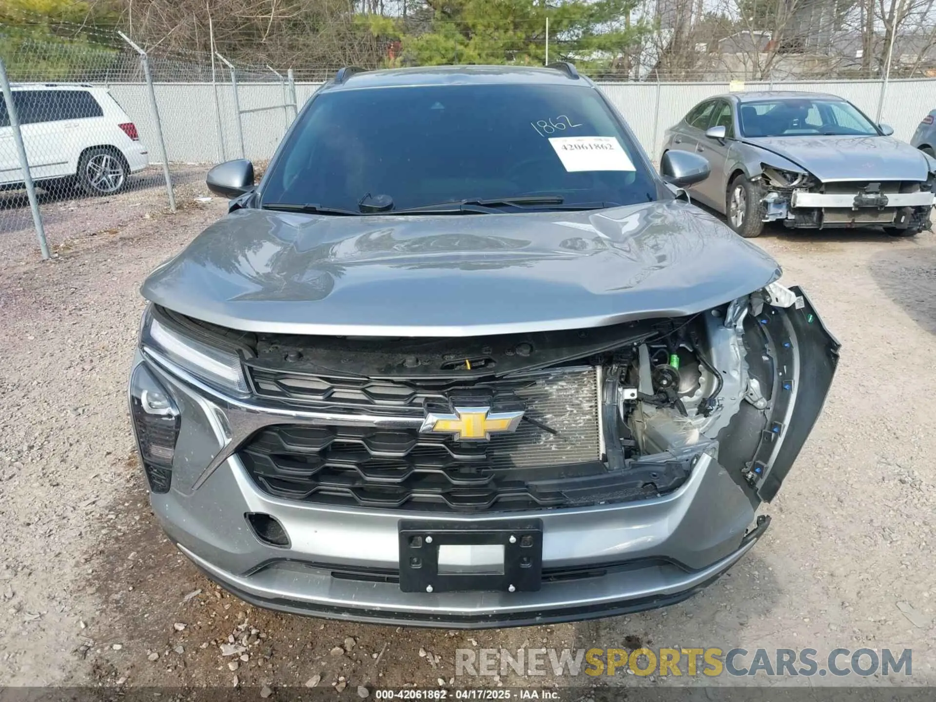 12 Фотография поврежденного автомобиля KL77LHE21RC028381 CHEVROLET TRAX 2024