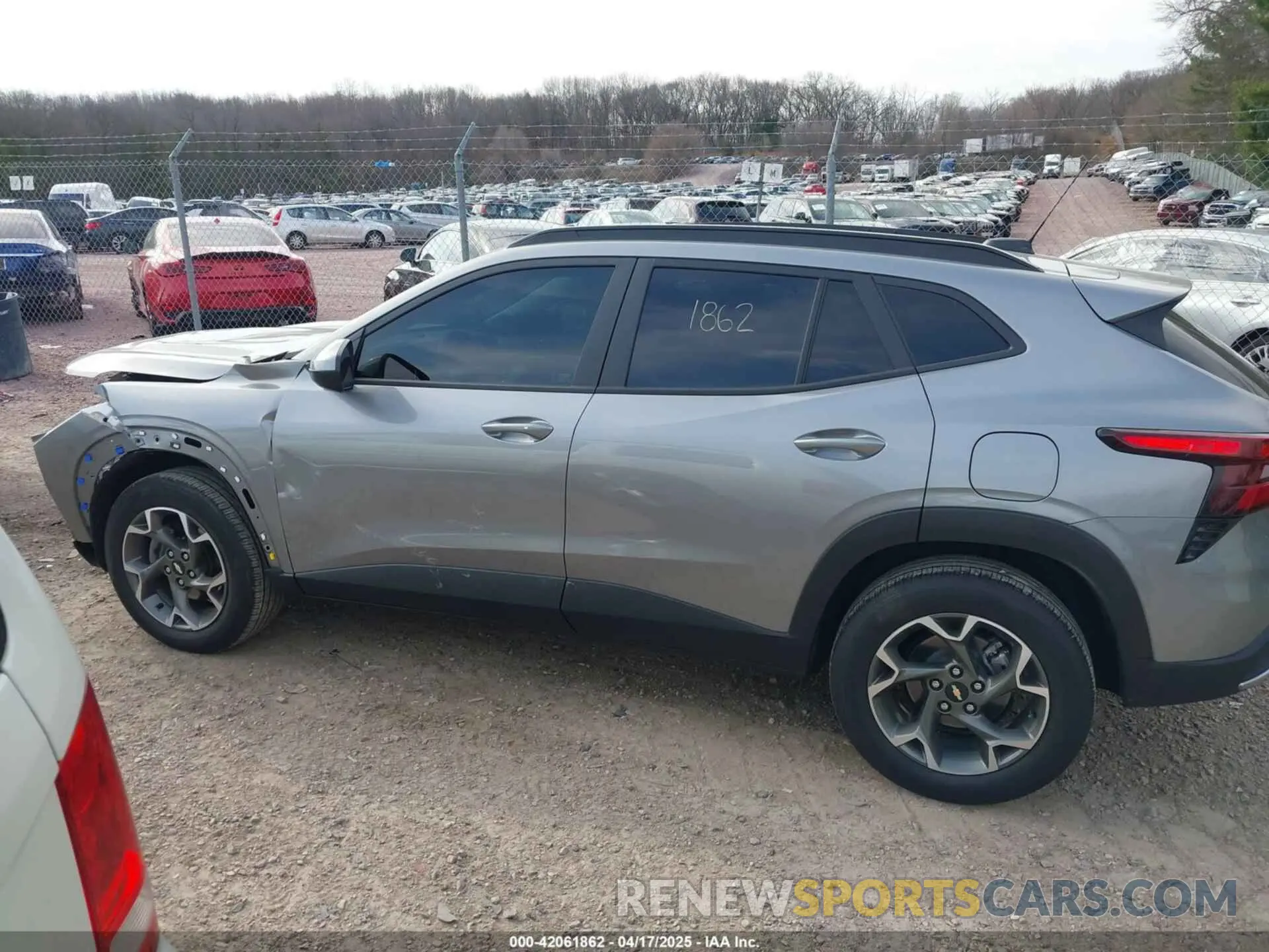 14 Фотография поврежденного автомобиля KL77LHE21RC028381 CHEVROLET TRAX 2024