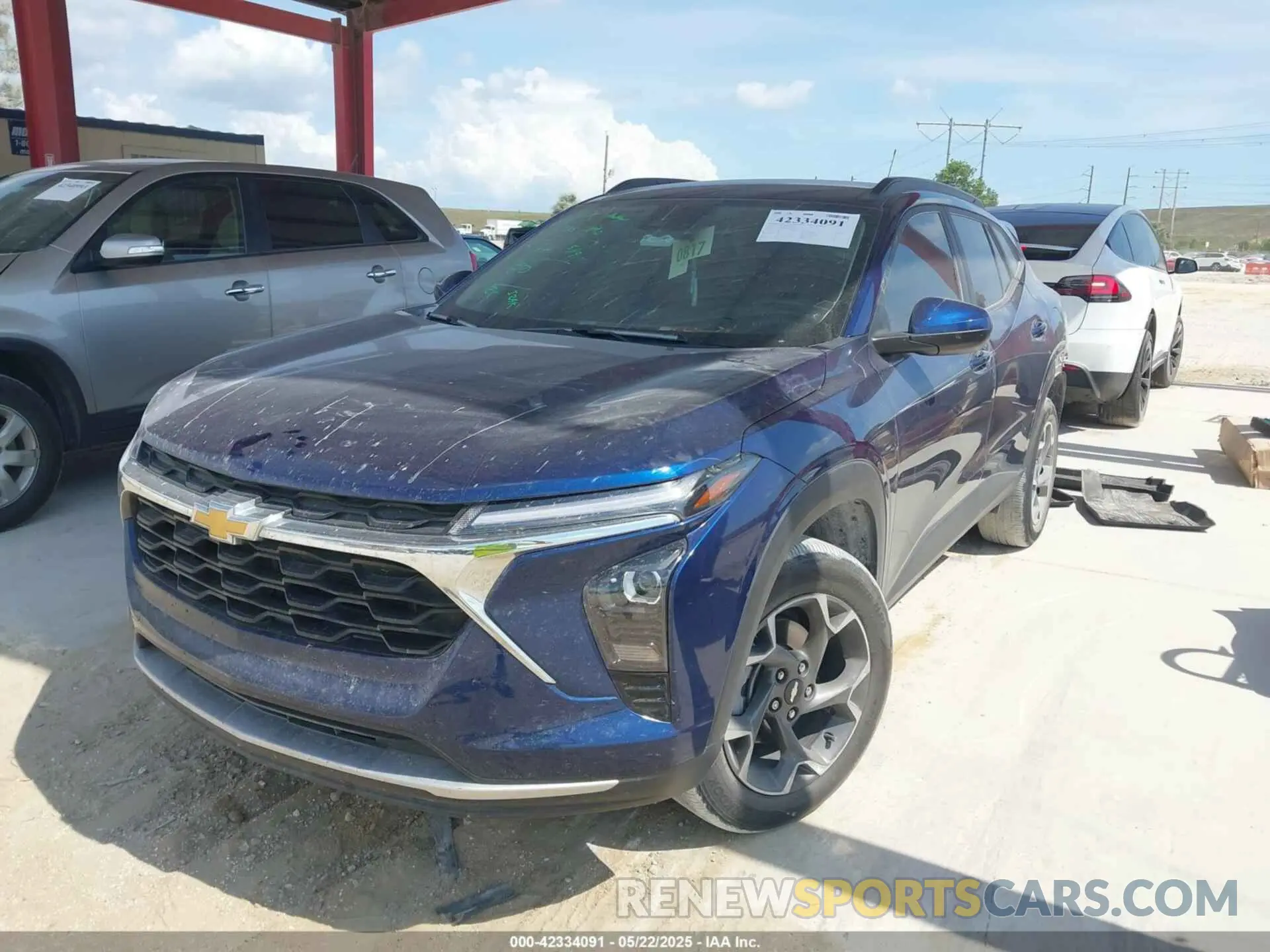 2 Photograph of a damaged car KL77LHE21RC059887 CHEVROLET TRAX 2024
