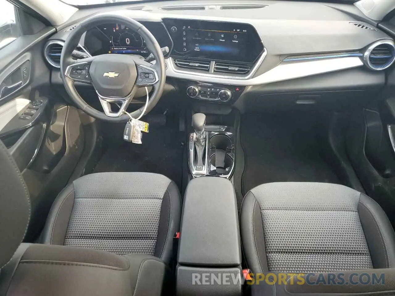 8 Photograph of a damaged car KL77LHE22RC030382 CHEVROLET TRAX 2024