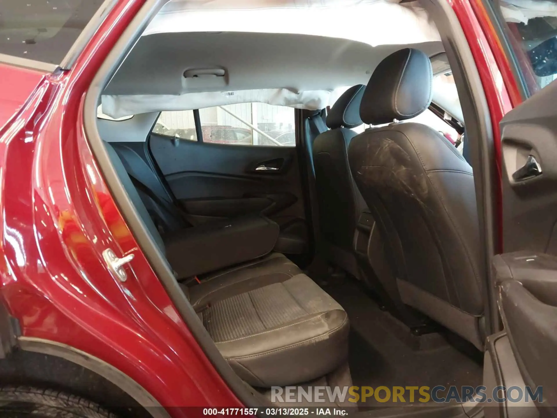 8 Photograph of a damaged car KL77LHE22RC127386 CHEVROLET TRAX 2024