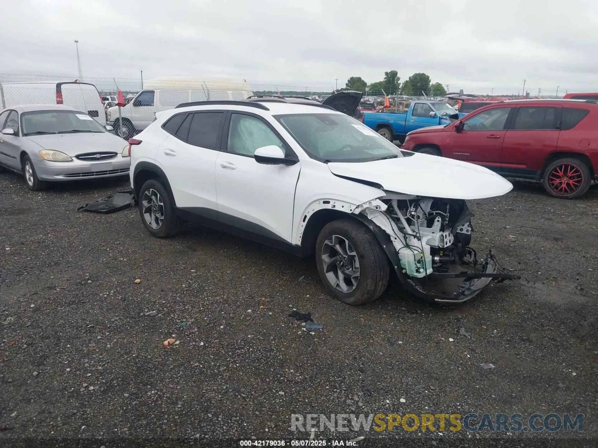 1 Фотография поврежденного автомобиля KL77LHE22RC241307 CHEVROLET TRAX 2024