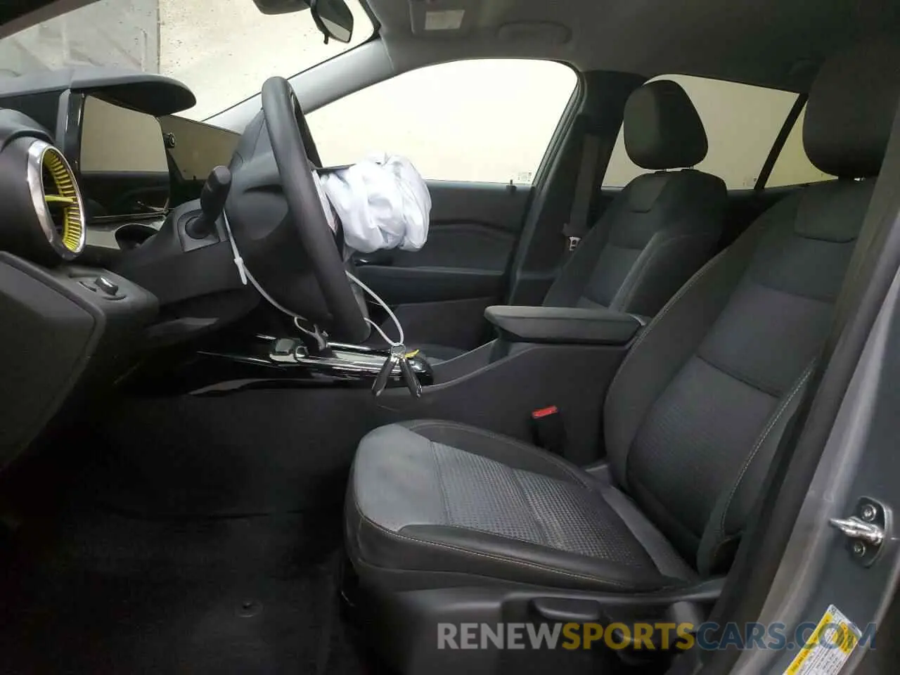 7 Фотография поврежденного автомобиля KL77LHE23RC009993 CHEVROLET TRAX 2024