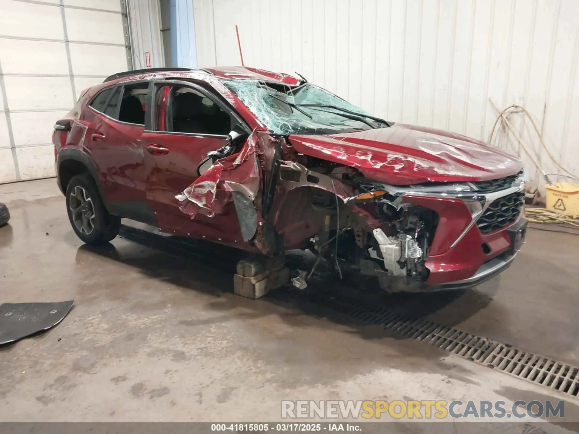 1 Фотография поврежденного автомобиля KL77LHE23RC142754 CHEVROLET TRAX 2024