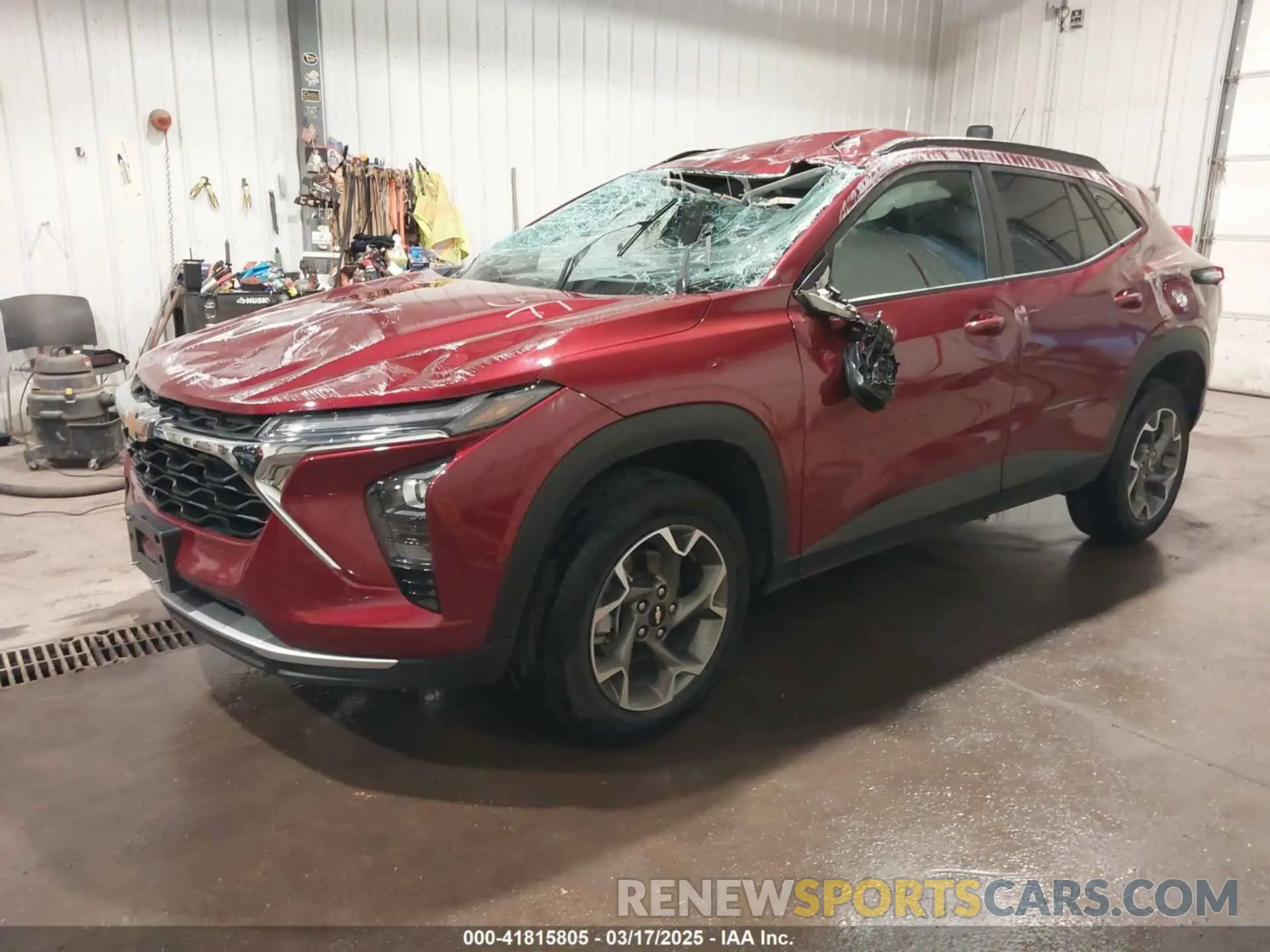 2 Фотография поврежденного автомобиля KL77LHE23RC142754 CHEVROLET TRAX 2024