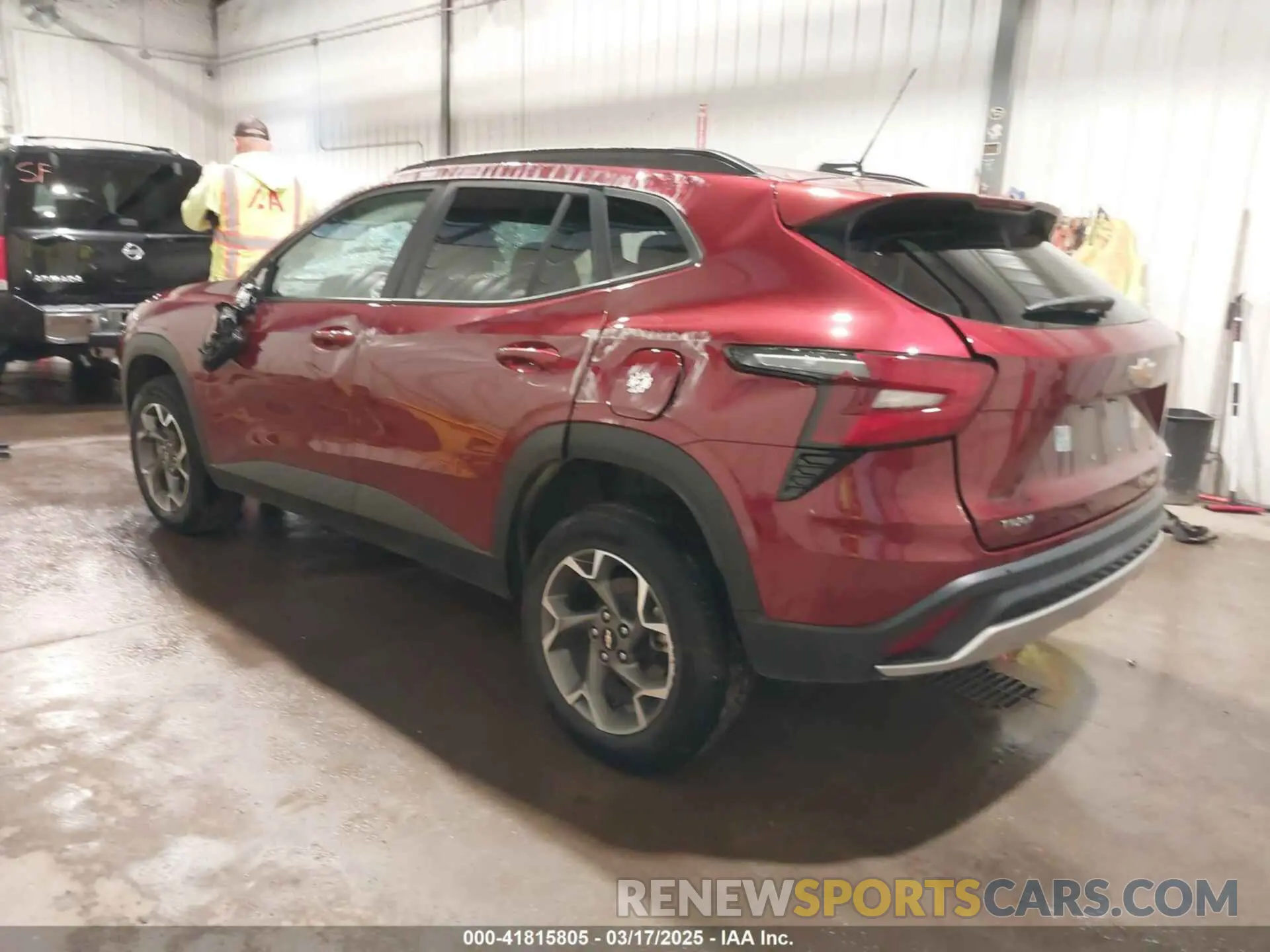 3 Фотография поврежденного автомобиля KL77LHE23RC142754 CHEVROLET TRAX 2024