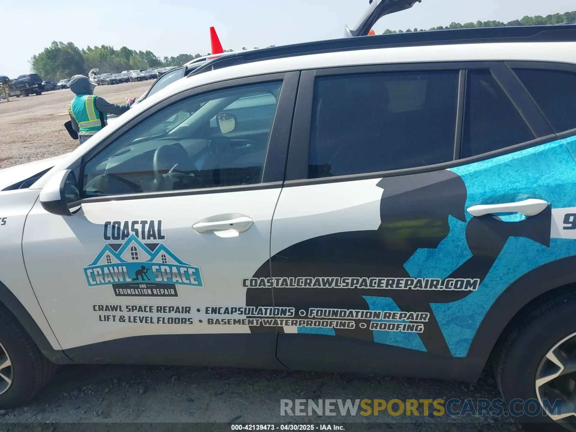 14 Photograph of a damaged car KL77LHE23RC215265 CHEVROLET TRAX 2024