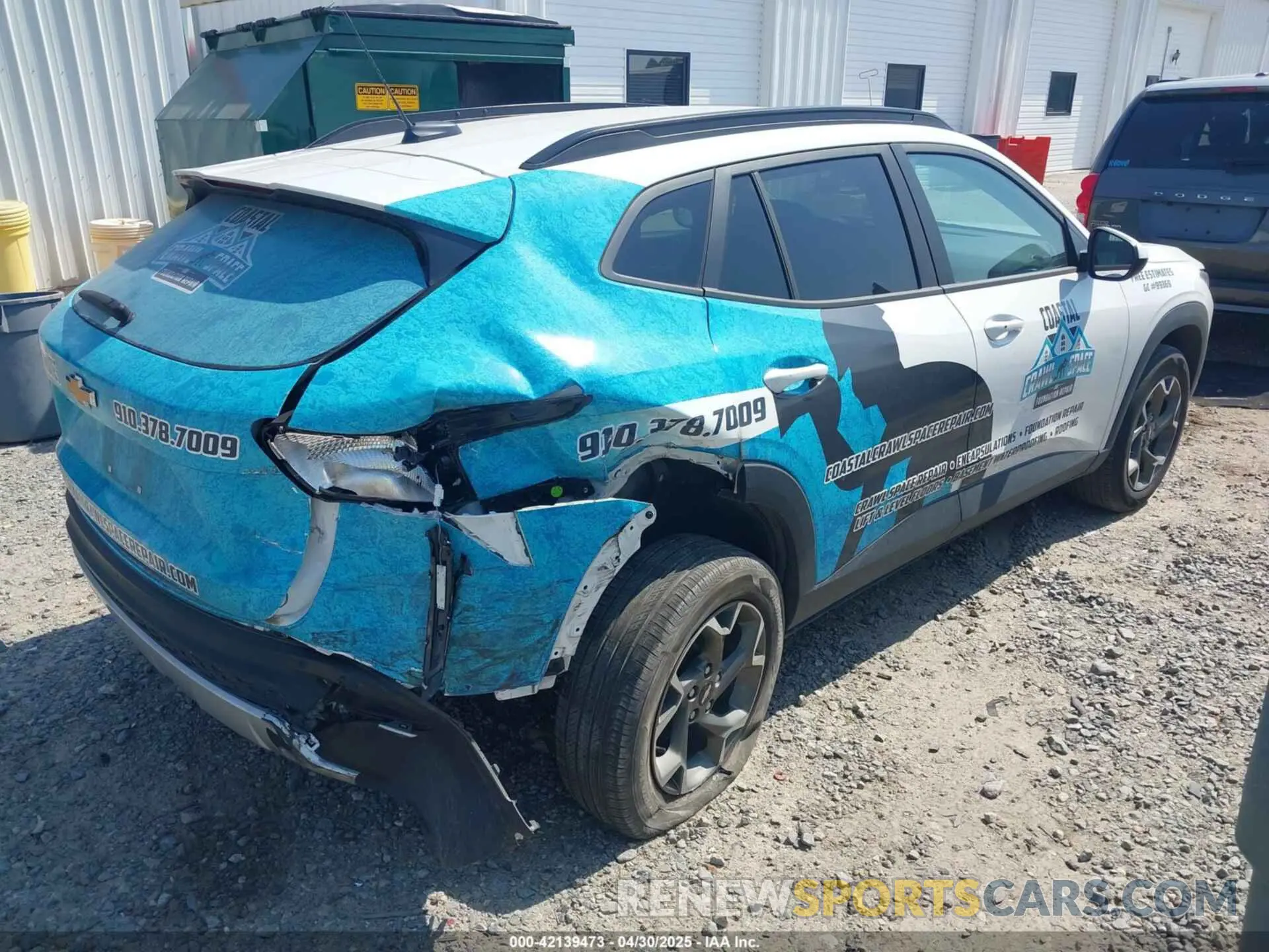 4 Photograph of a damaged car KL77LHE23RC215265 CHEVROLET TRAX 2024