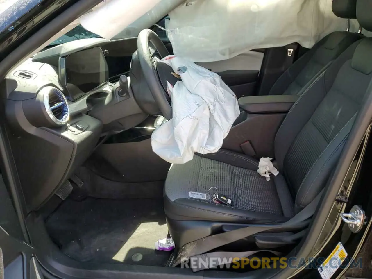 7 Photograph of a damaged car KL77LHE23RC230400 CHEVROLET TRAX 2024