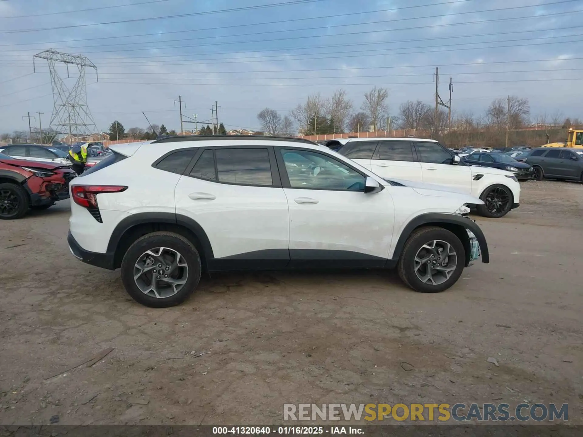 13 Фотография поврежденного автомобиля KL77LHE24RC131584 CHEVROLET TRAX 2024