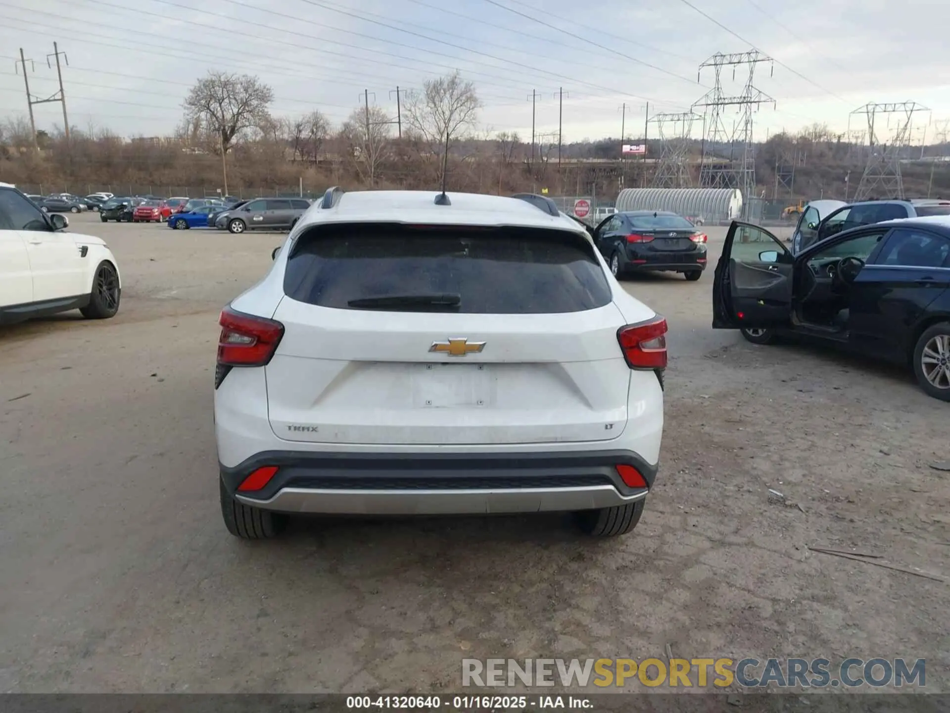 16 Фотография поврежденного автомобиля KL77LHE24RC131584 CHEVROLET TRAX 2024