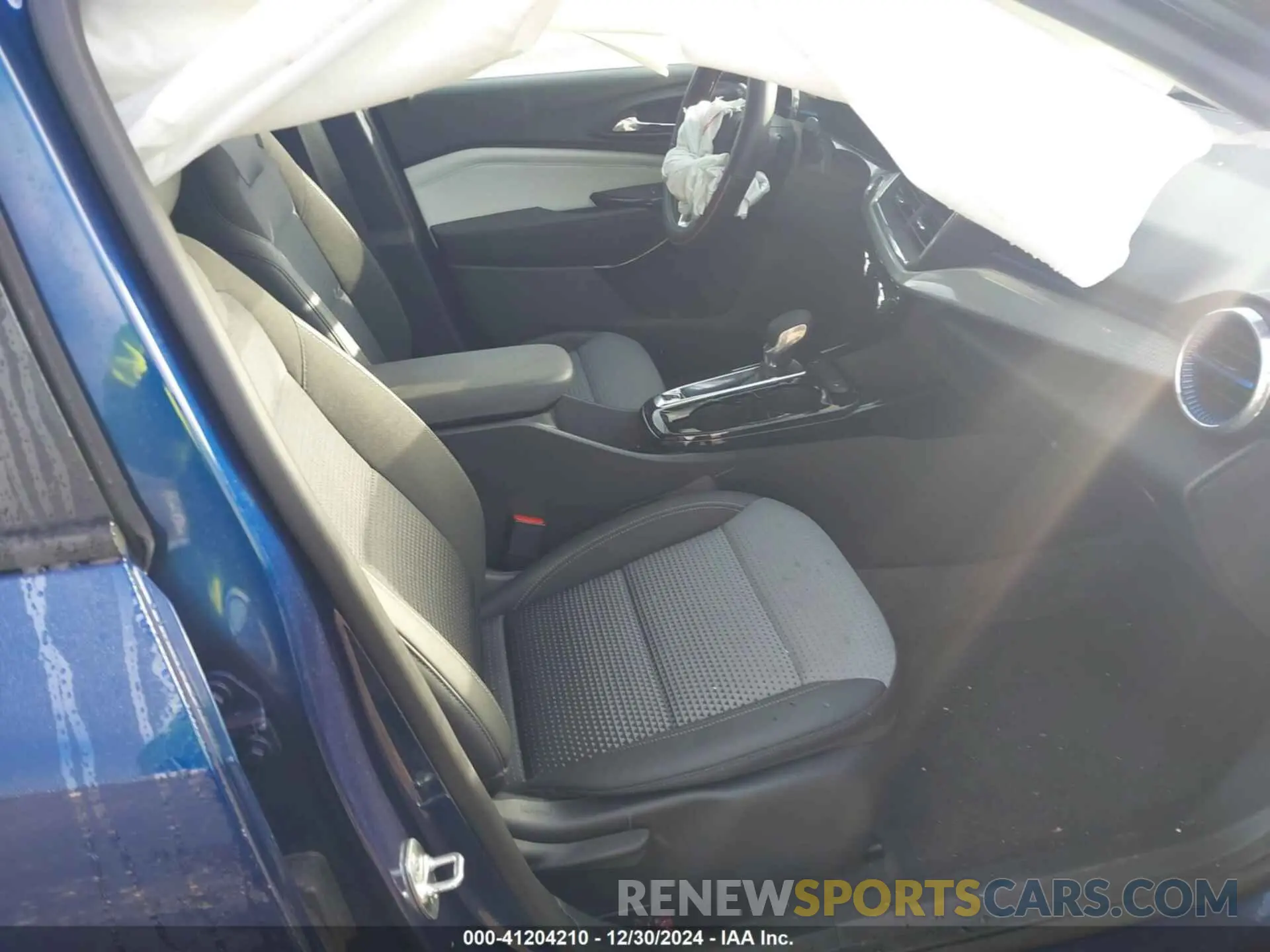 5 Photograph of a damaged car KL77LHE24RC161930 CHEVROLET TRAX 2024