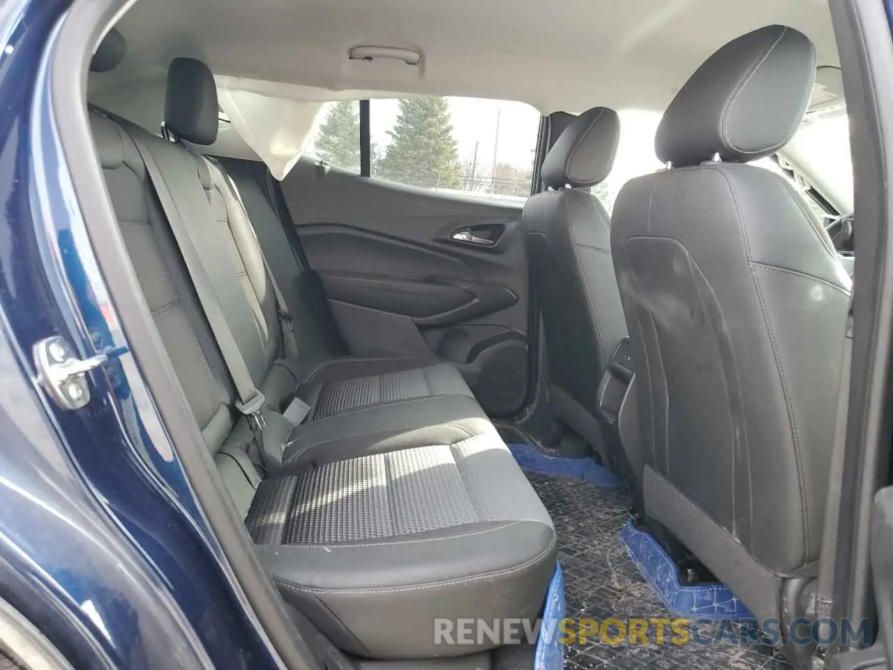 11 Photograph of a damaged car KL77LHE24RC215730 CHEVROLET TRAX 2024