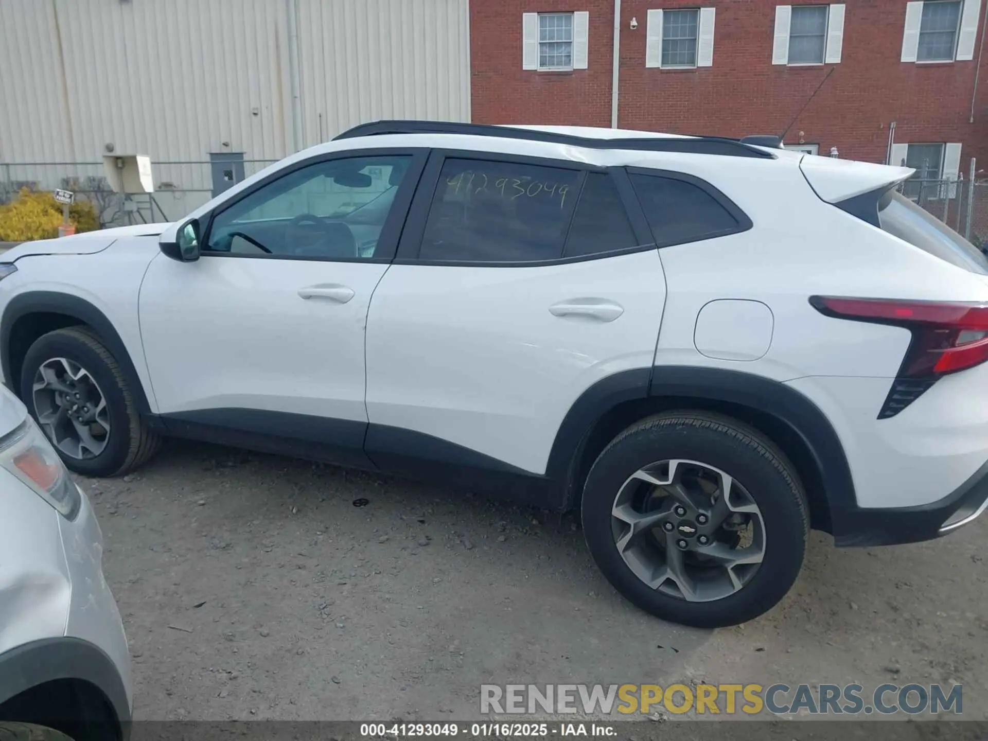 14 Фотография поврежденного автомобиля KL77LHE25RC027685 CHEVROLET TRAX 2024