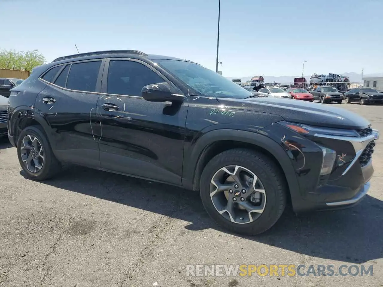 4 Photograph of a damaged car KL77LHE25RC089538 CHEVROLET TRAX 2024