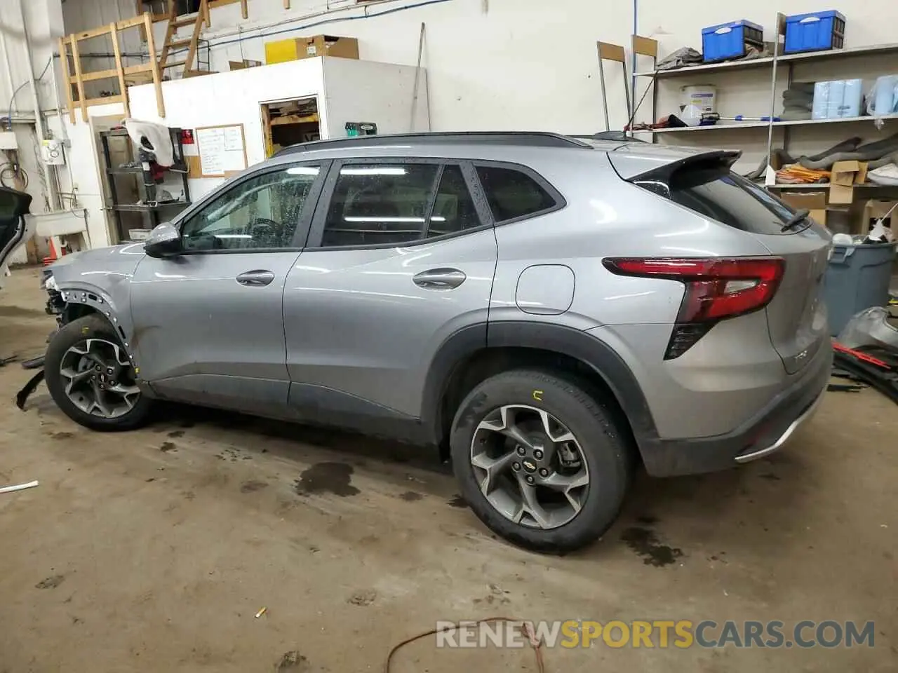 2 Photograph of a damaged car KL77LHE25RC155568 CHEVROLET TRAX 2024