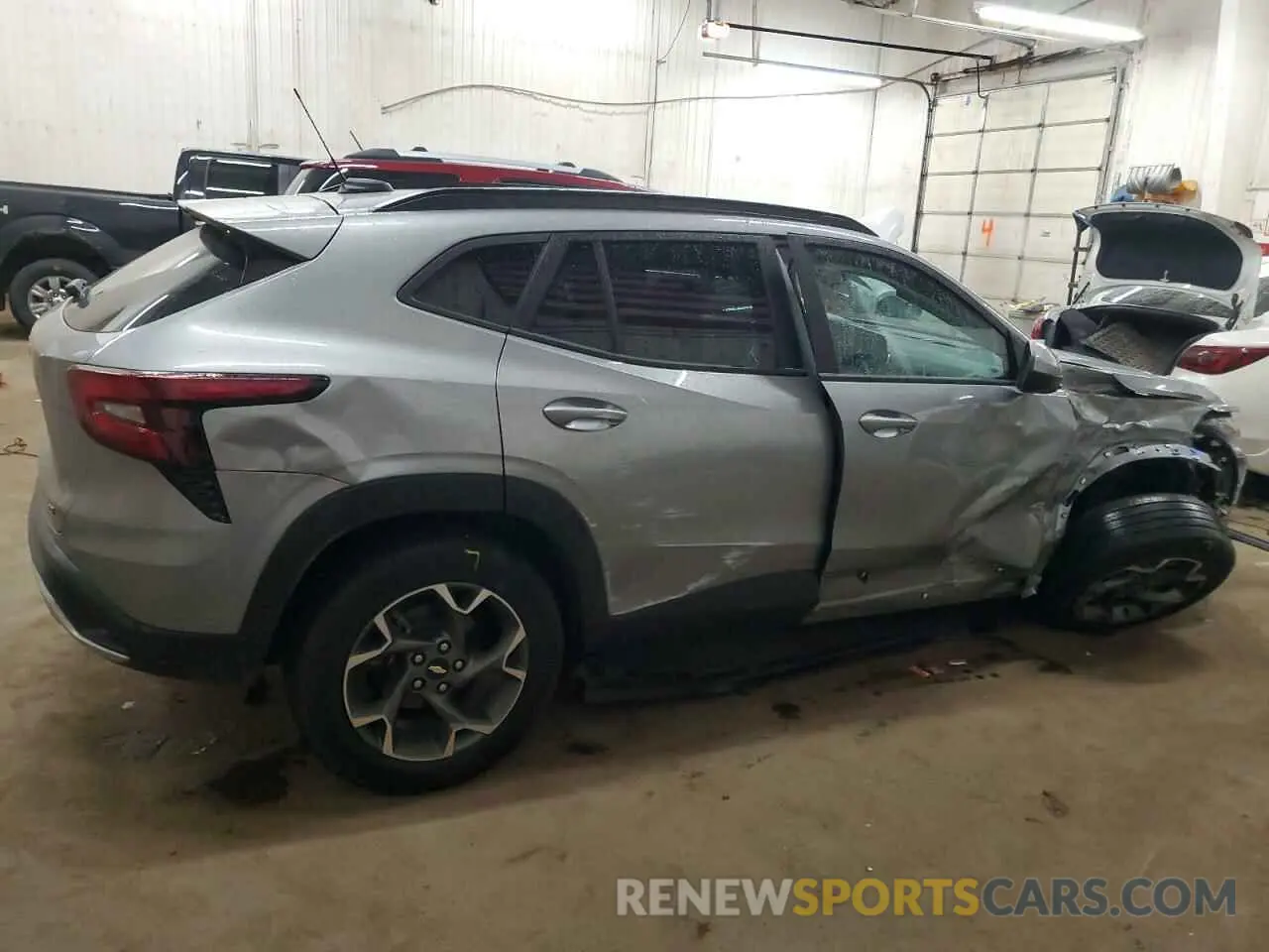 3 Photograph of a damaged car KL77LHE25RC155568 CHEVROLET TRAX 2024