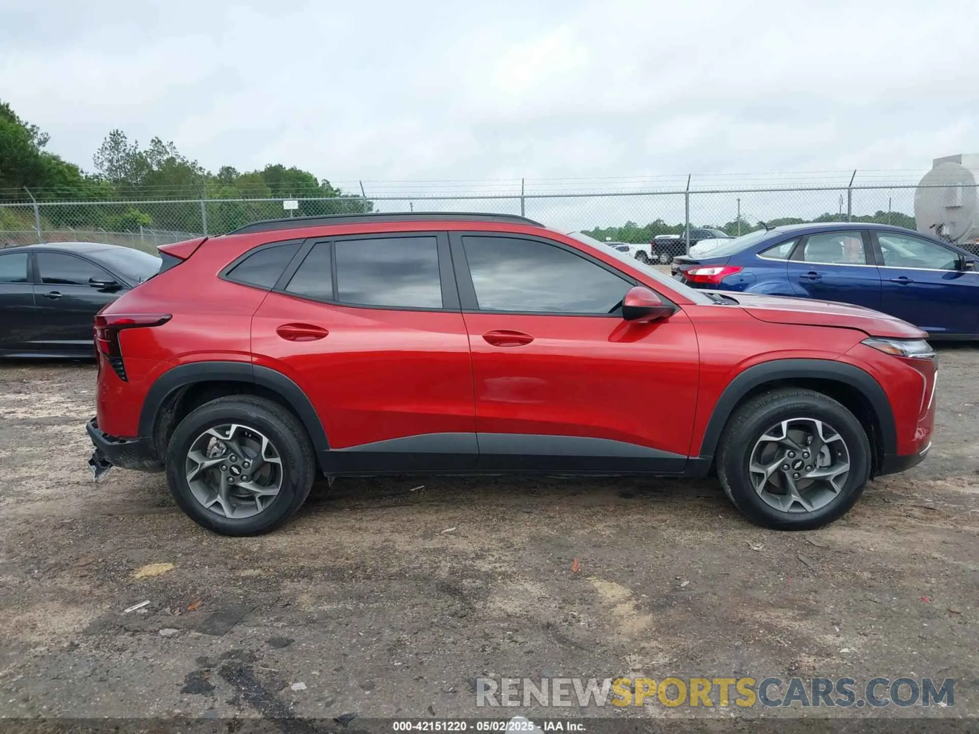 13 Photograph of a damaged car KL77LHE25RC218829 CHEVROLET TRAX 2024