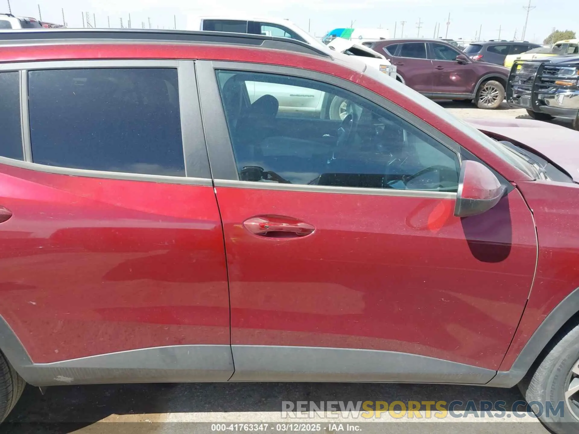12 Photograph of a damaged car KL77LHE25RC227224 CHEVROLET TRAX 2024