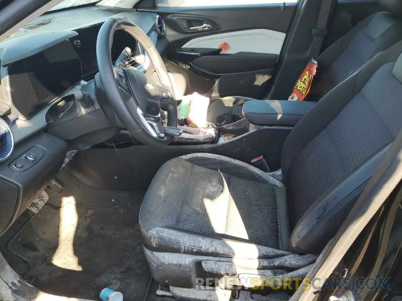 7 Photograph of a damaged car KL77LHE25RC241608 CHEVROLET TRAX 2024