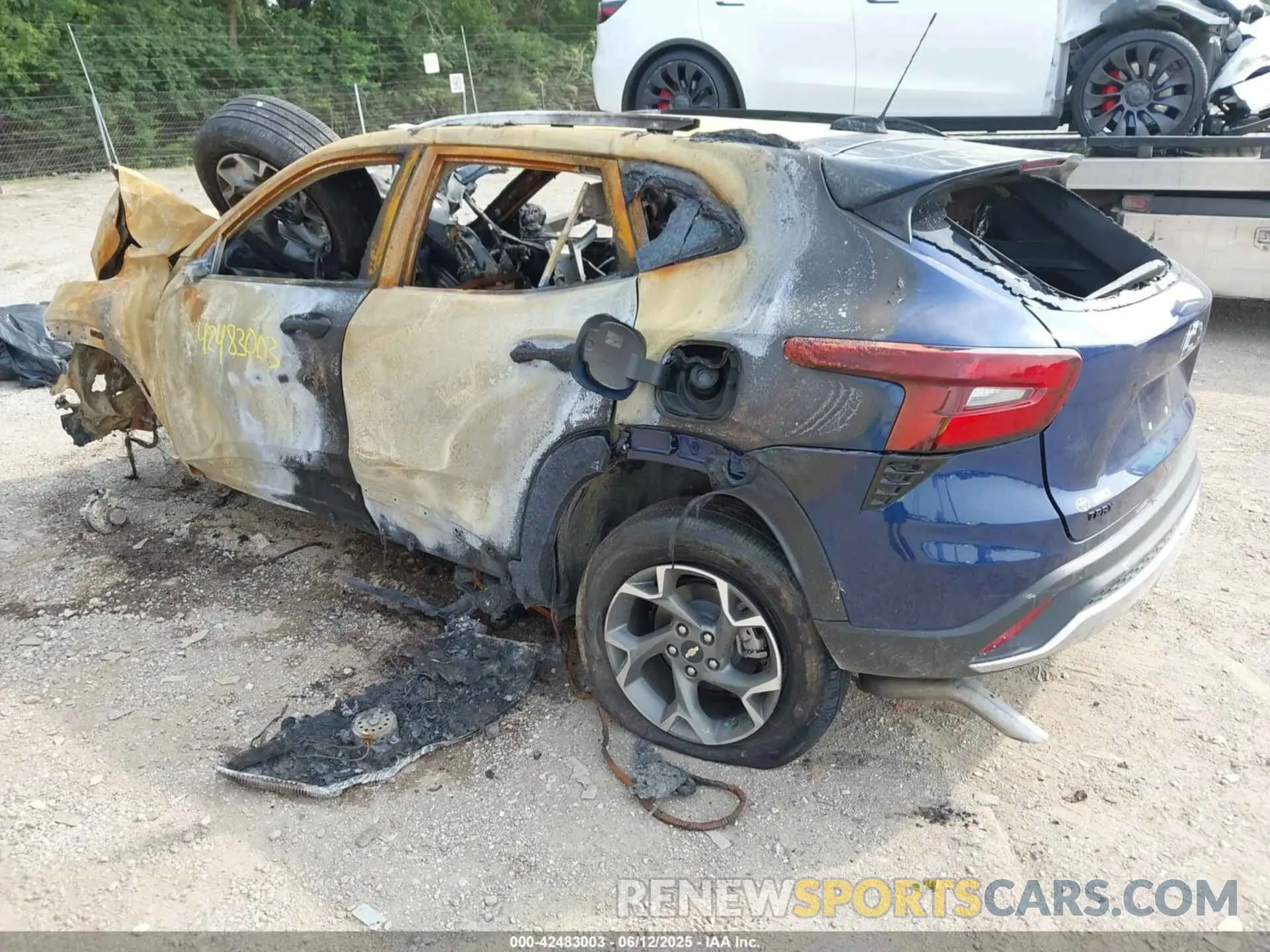 3 Photograph of a damaged car KL77LHE26RC200629 CHEVROLET TRAX 2024