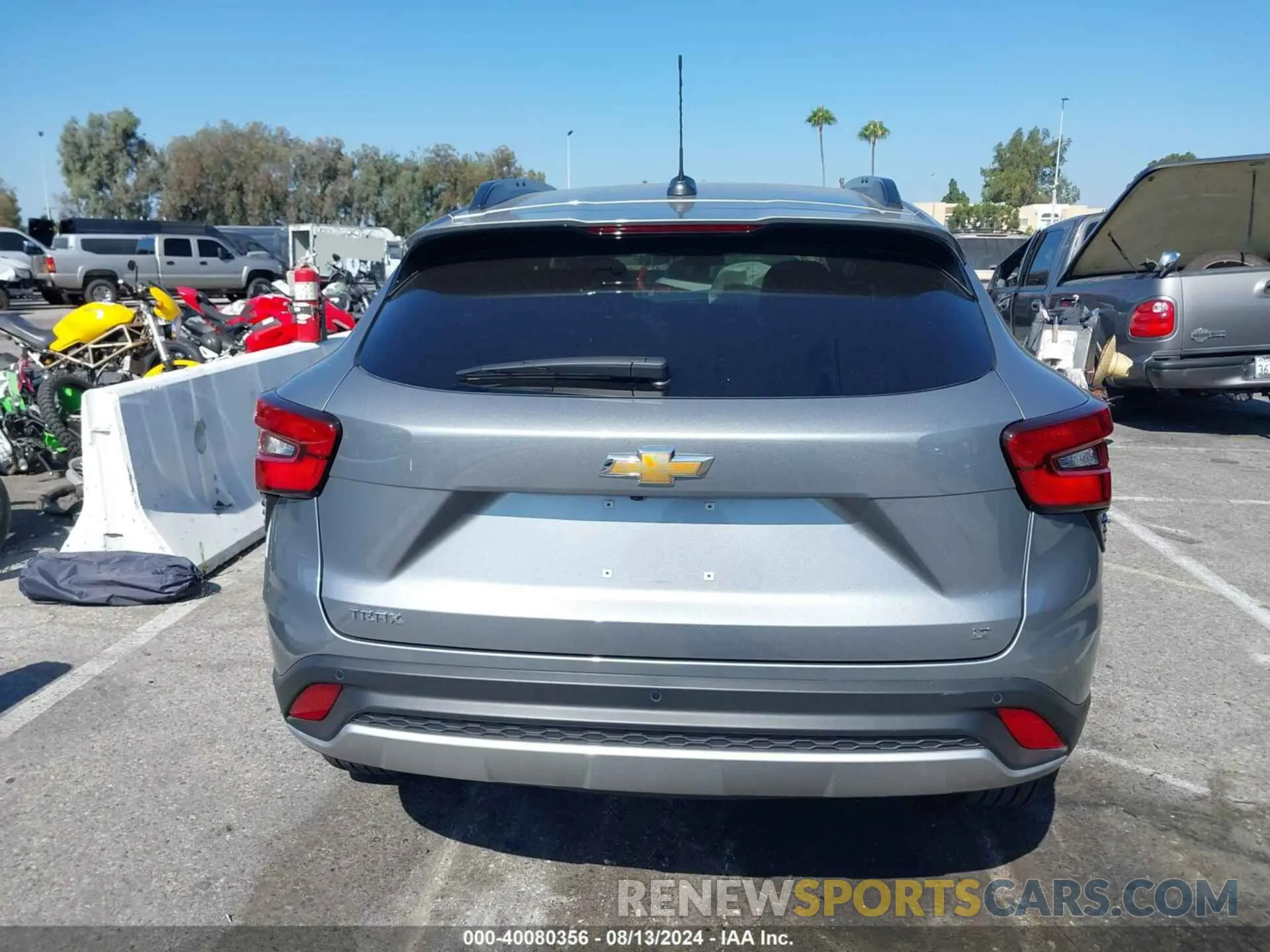 16 Photograph of a damaged car KL77LHE26RC227104 CHEVROLET TRAX 2024