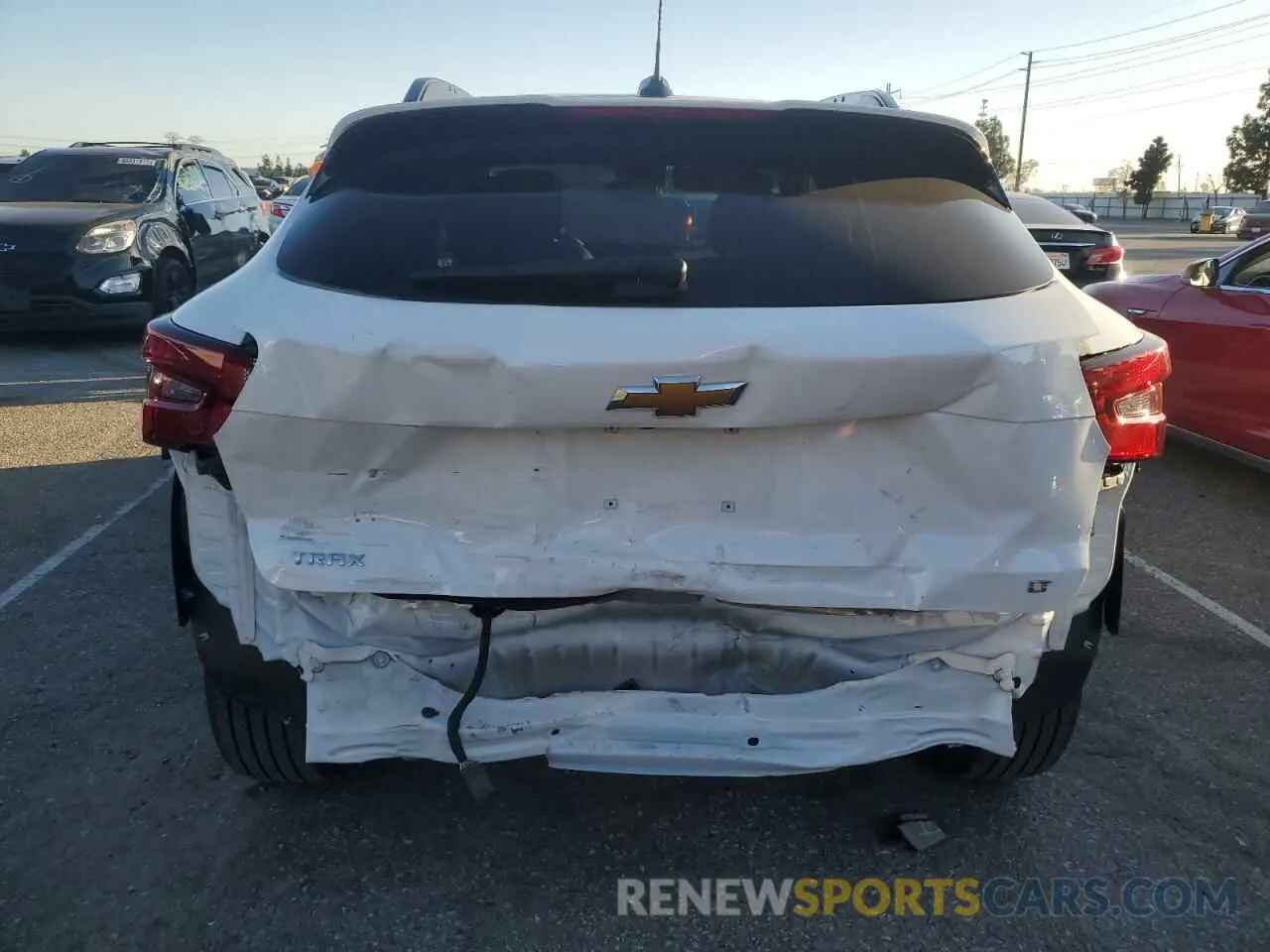 7 Photograph of a damaged car KL77LHE27RC128808 CHEVROLET TRAX 2024