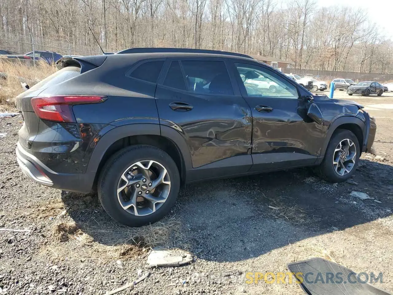 3 Фотография поврежденного автомобиля KL77LHE27RC207783 CHEVROLET TRAX 2024