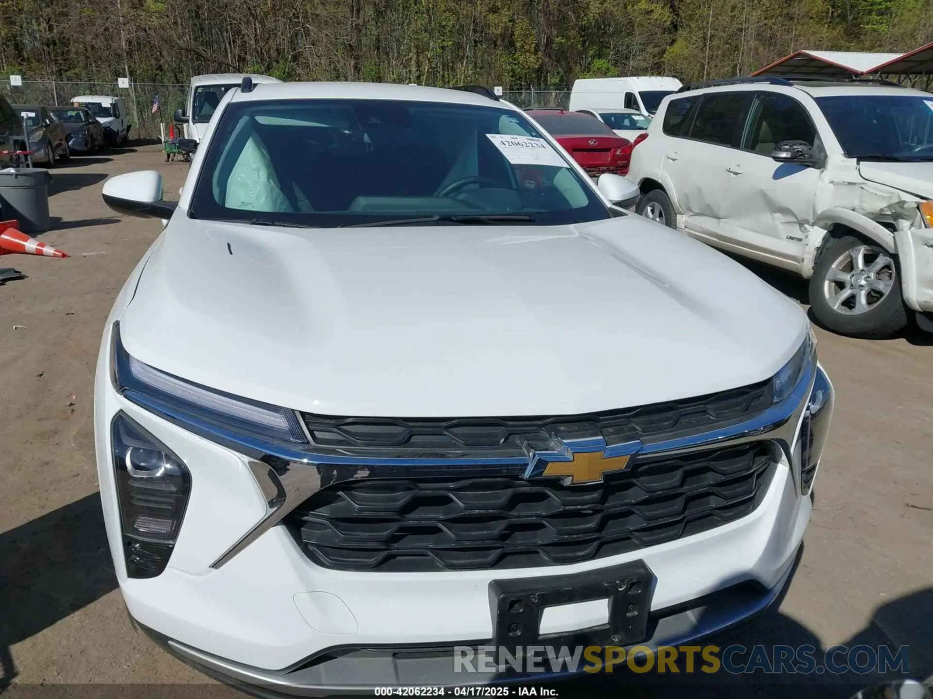 12 Photograph of a damaged car KL77LHE27RC236197 CHEVROLET TRAX 2024