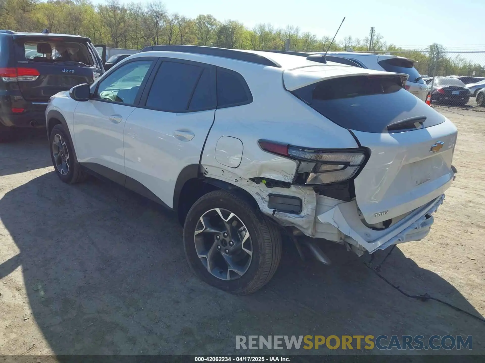 3 Photograph of a damaged car KL77LHE27RC236197 CHEVROLET TRAX 2024