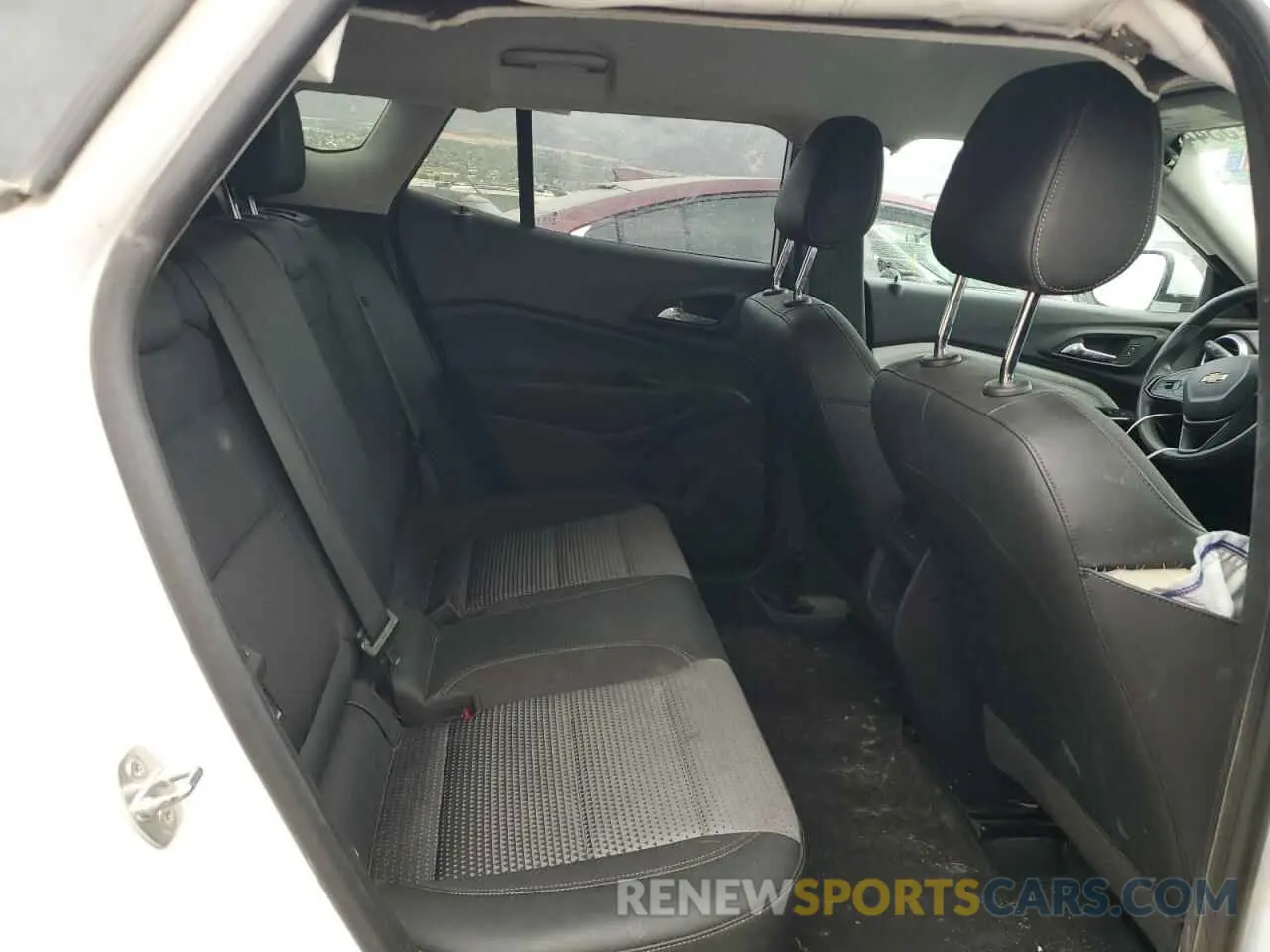 11 Photograph of a damaged car KL77LHE28RC009732 CHEVROLET TRAX 2024