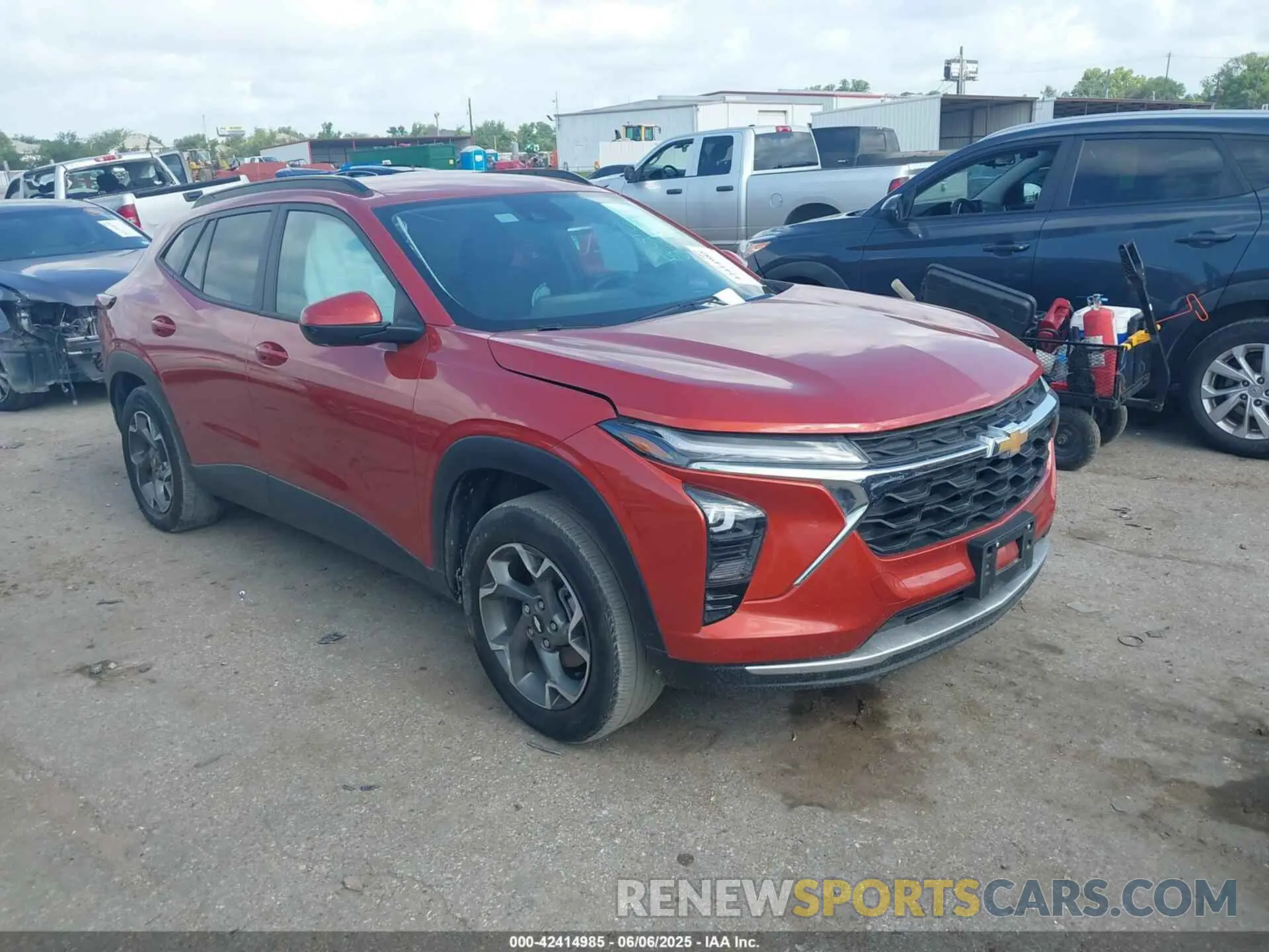 1 Фотография поврежденного автомобиля KL77LHE28RC027325 CHEVROLET TRAX 2024