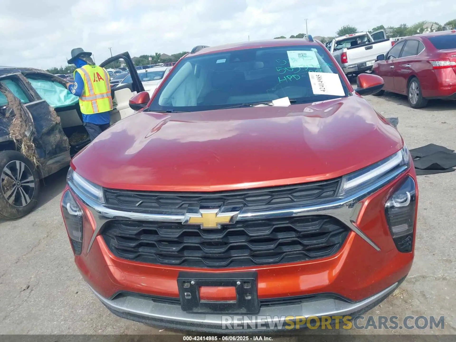 13 Фотография поврежденного автомобиля KL77LHE28RC027325 CHEVROLET TRAX 2024