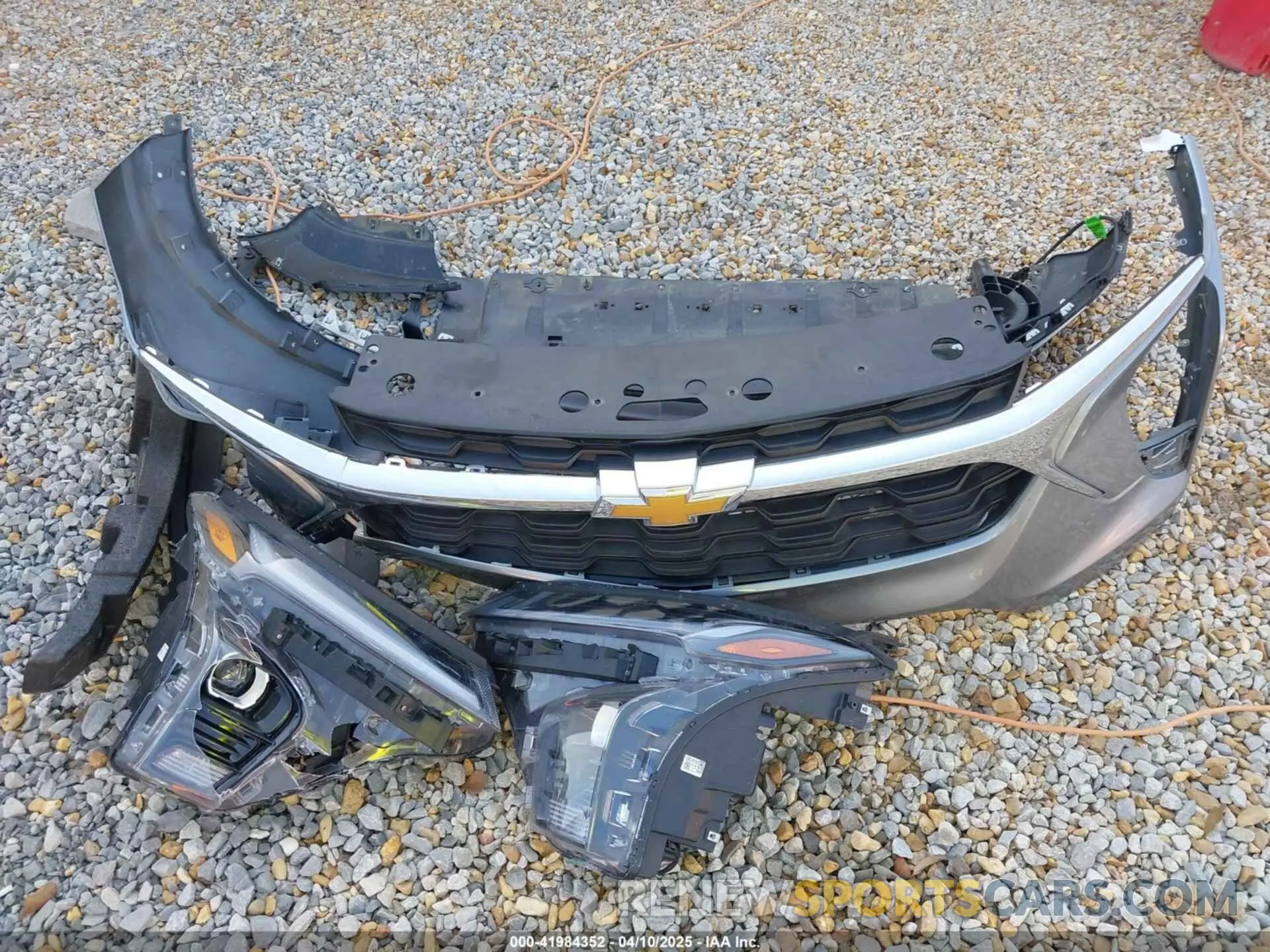 12 Фотография поврежденного автомобиля KL77LHE28RC072667 CHEVROLET TRAX 2024