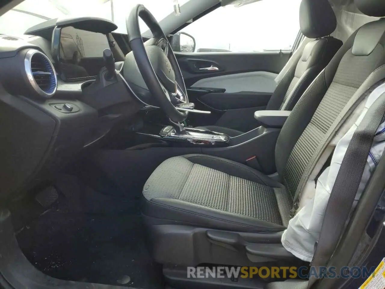 7 Photograph of a damaged car KL77LHE28RC126372 CHEVROLET TRAX 2024