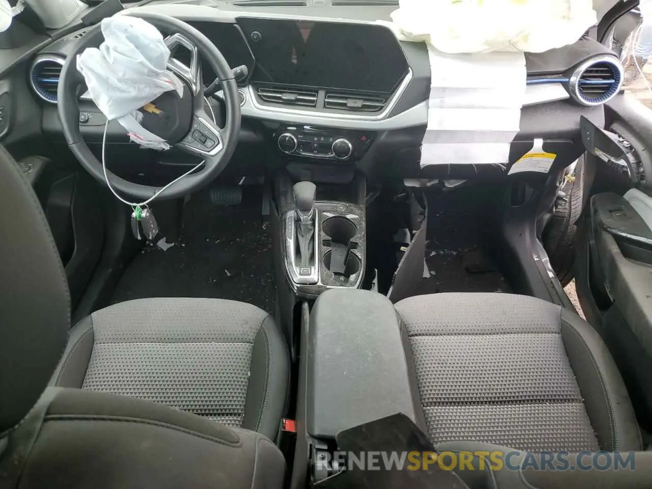 8 Photograph of a damaged car KL77LHE28RC186202 CHEVROLET TRAX 2024