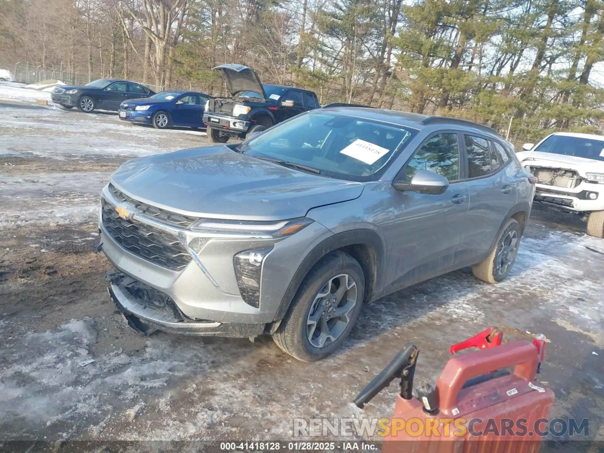 2 Фотография поврежденного автомобиля KL77LHE29RC080308 CHEVROLET TRAX 2024