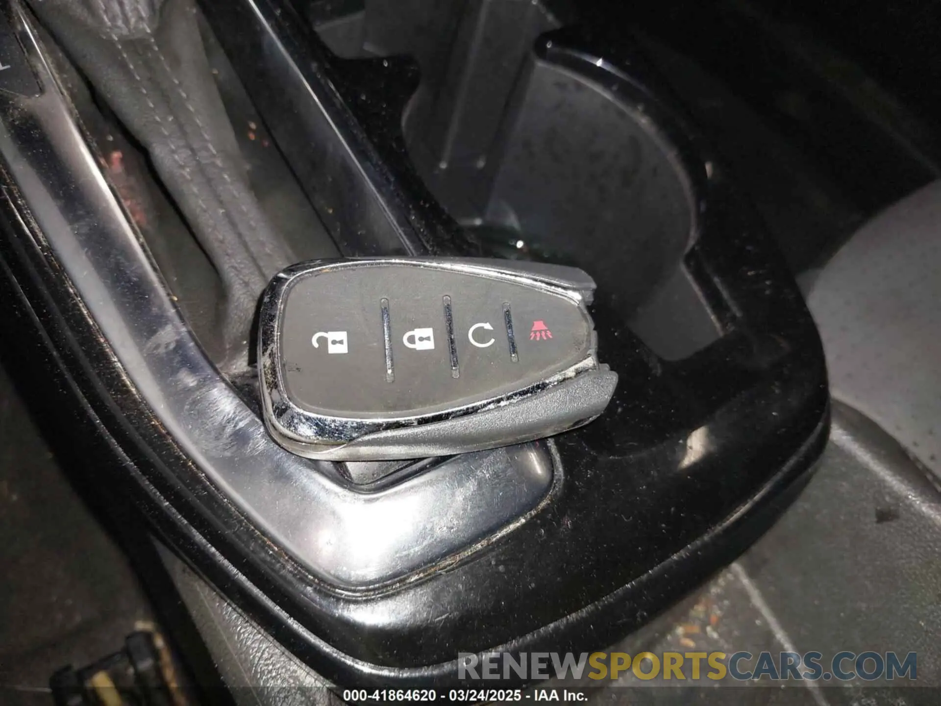 11 Фотография поврежденного автомобиля KL77LHE29RC239070 CHEVROLET TRAX 2024