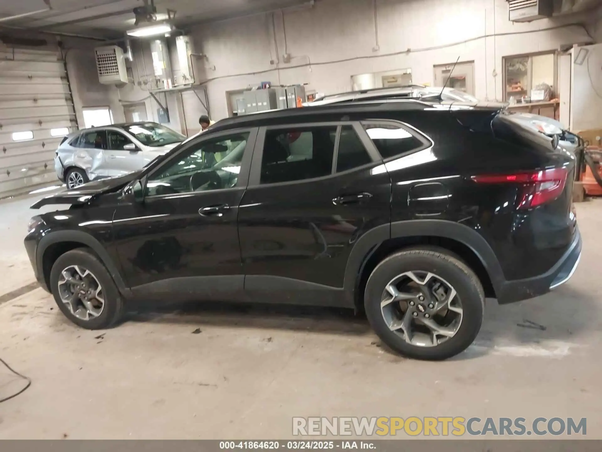 14 Фотография поврежденного автомобиля KL77LHE29RC239070 CHEVROLET TRAX 2024