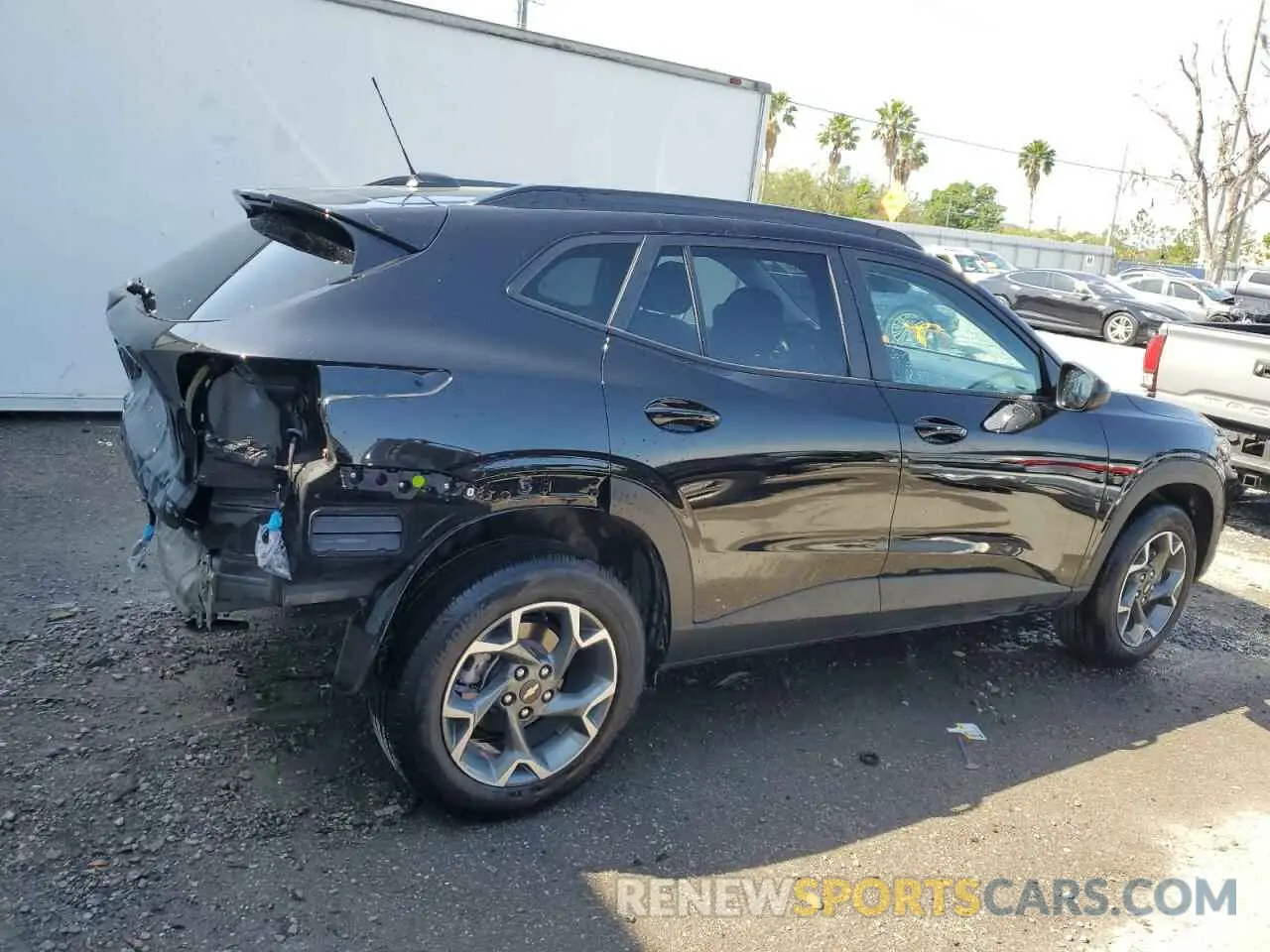 3 Photograph of a damaged car KL77LHE29RC245645 CHEVROLET TRAX 2024