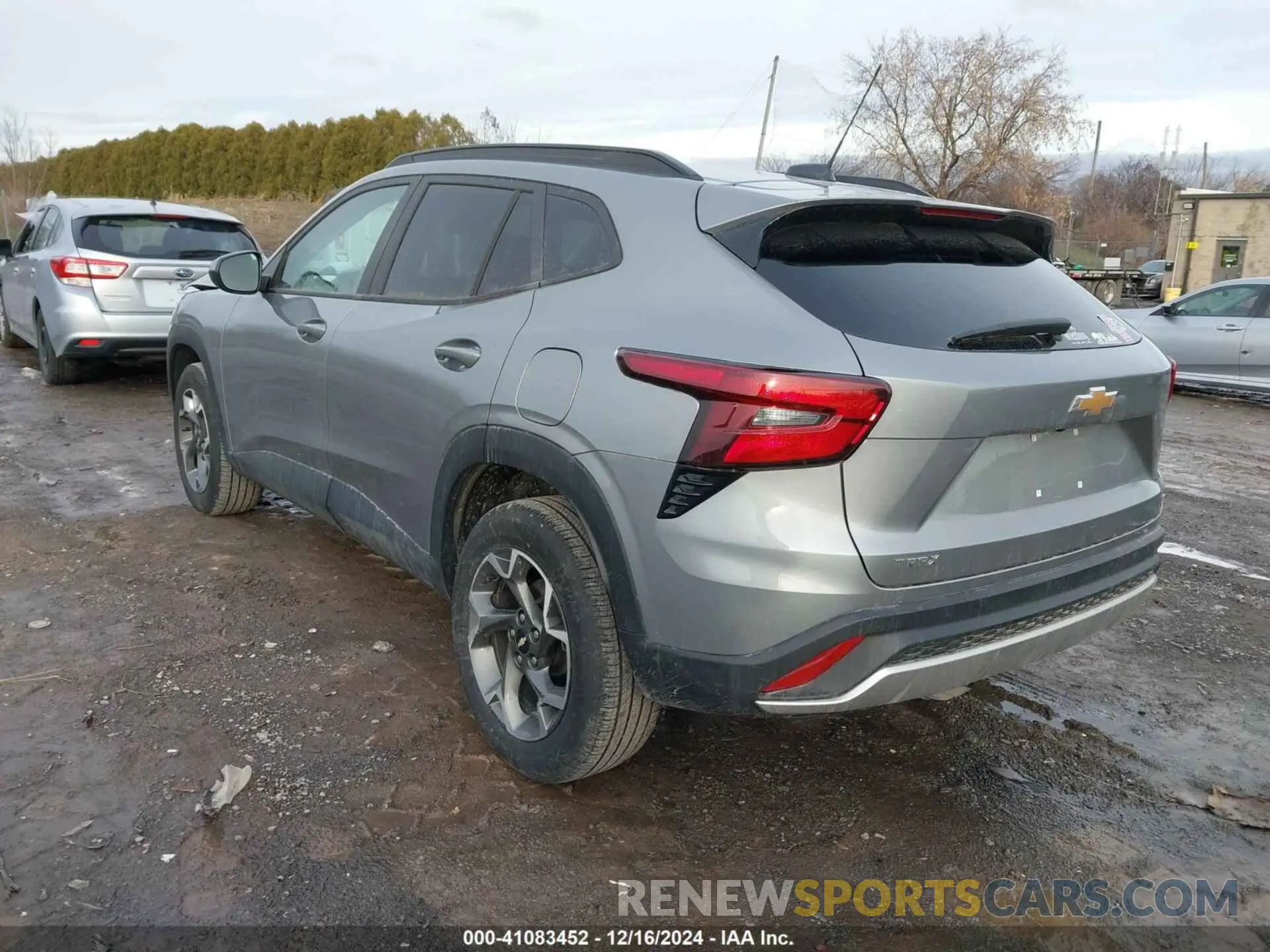 3 Фотография поврежденного автомобиля KL77LHE2XRC061847 CHEVROLET TRAX 2024