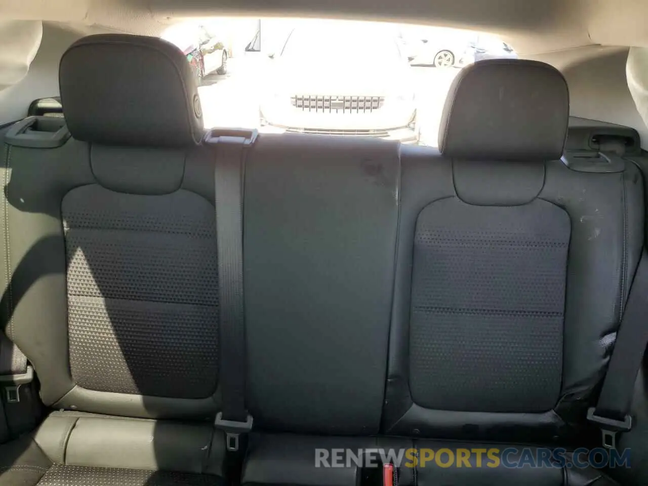 10 Photograph of a damaged car KL77LHE2XRC246805 CHEVROLET TRAX 2024
