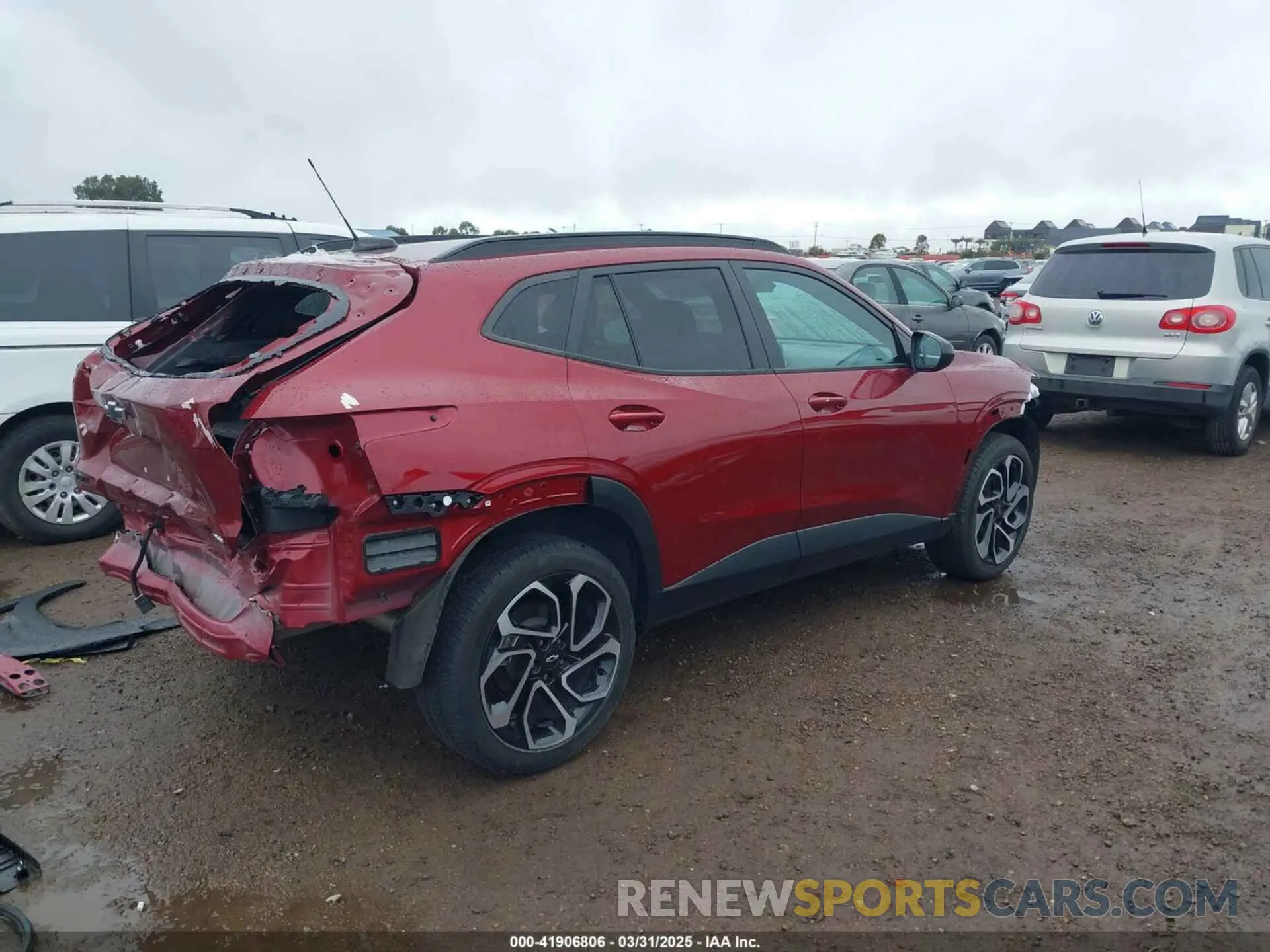 4 Фотография поврежденного автомобиля KL77LJE20RC006623 CHEVROLET TRAX 2024